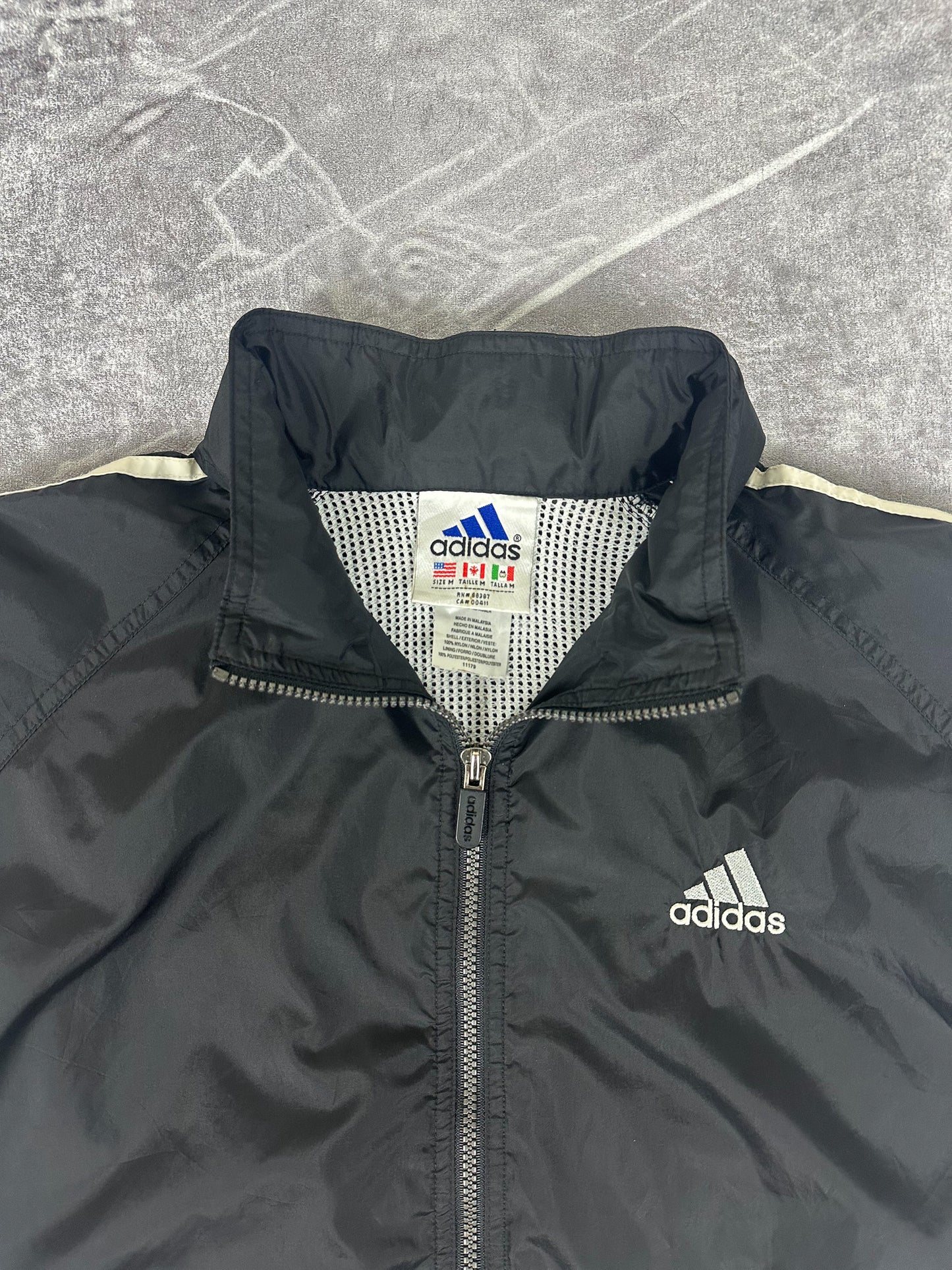 Vintage 90s Adidas Embroidered Logo Lightweight Windbreaker Jacket (XL)