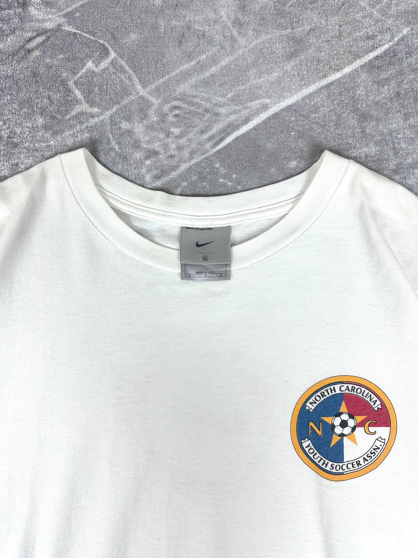 Vintage 00s Nike Football North Carolina Youth Soccer Assn. T-Shirt (XL)