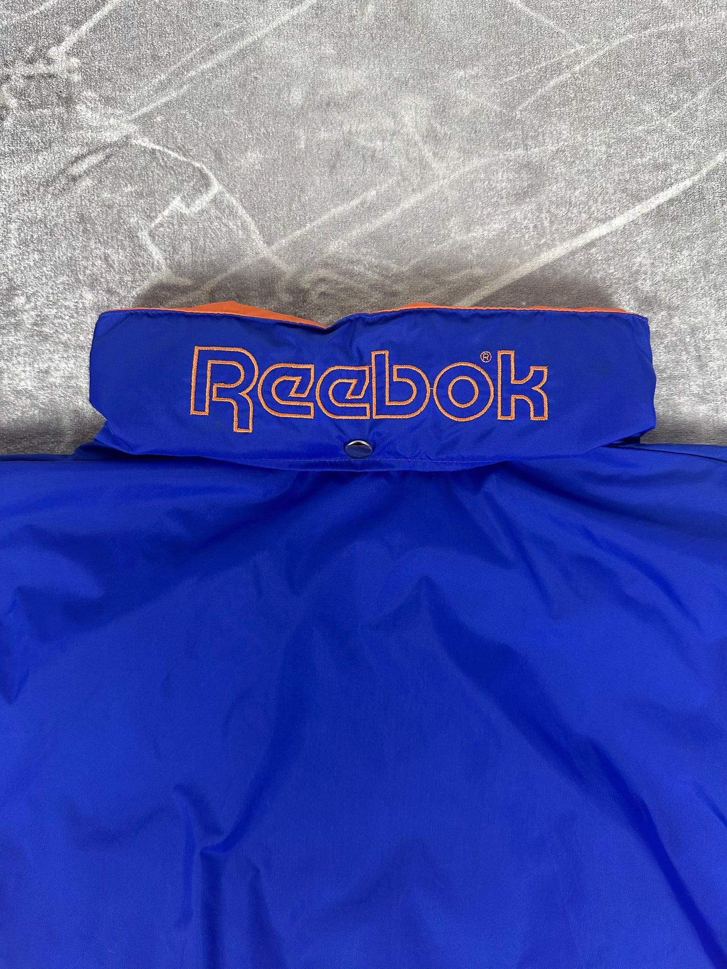 Vintage 90s Reebok BOUNDLESS Vented Windbreaker (M)