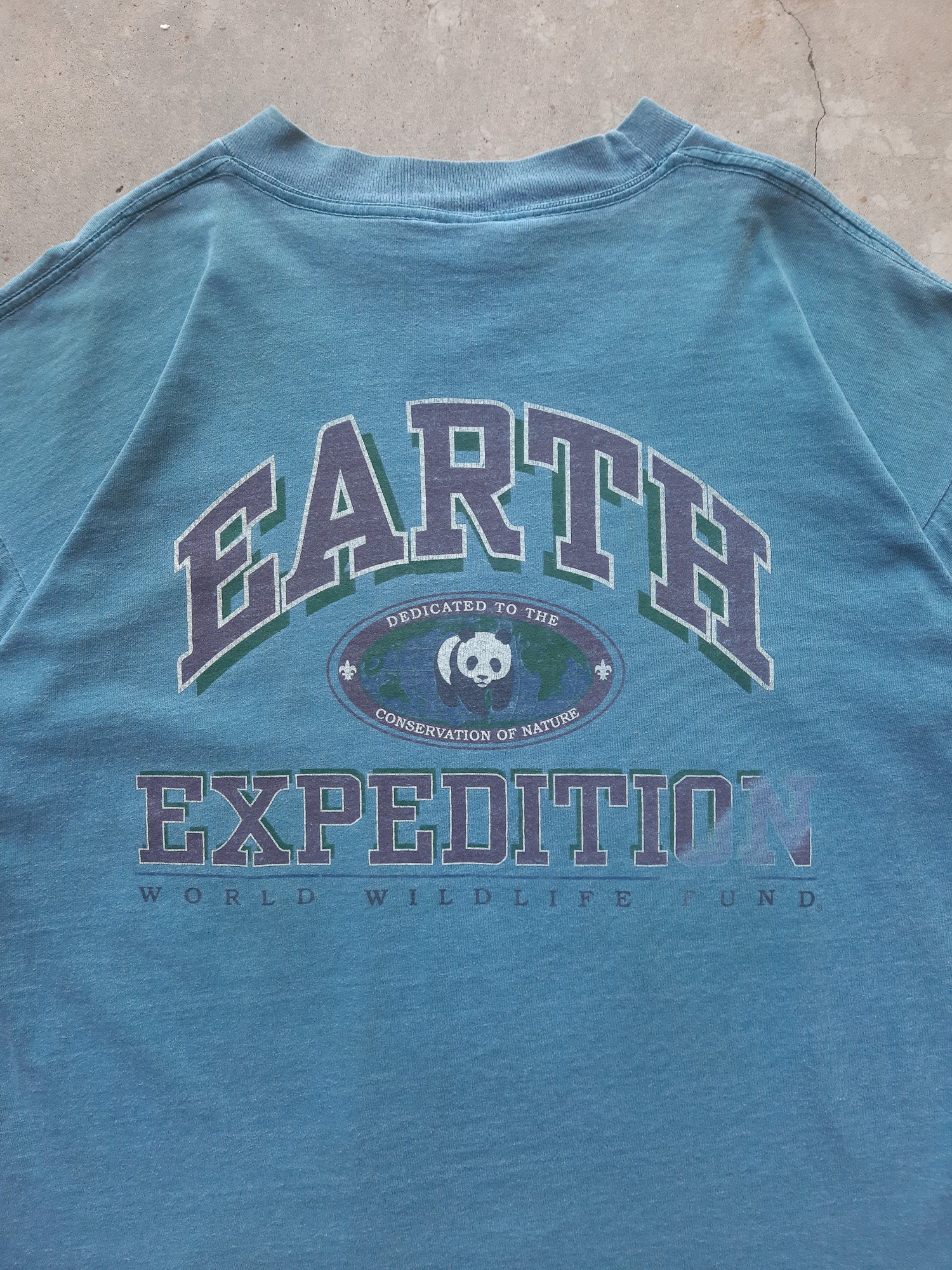 Vintage 90s World Wildlife Fund Collection by Thomson Earth Expedition T-Shirt (XL)