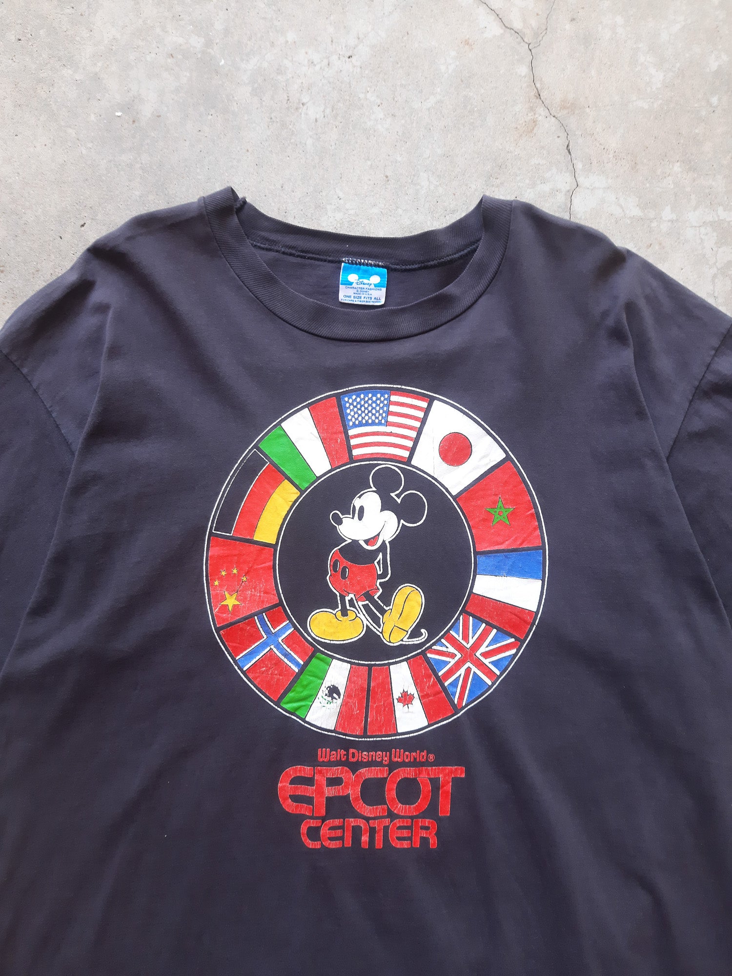 Vintage 80s Walt Disney World EPCOT Centre Mickey Mouse T-Shirt (OSFA)