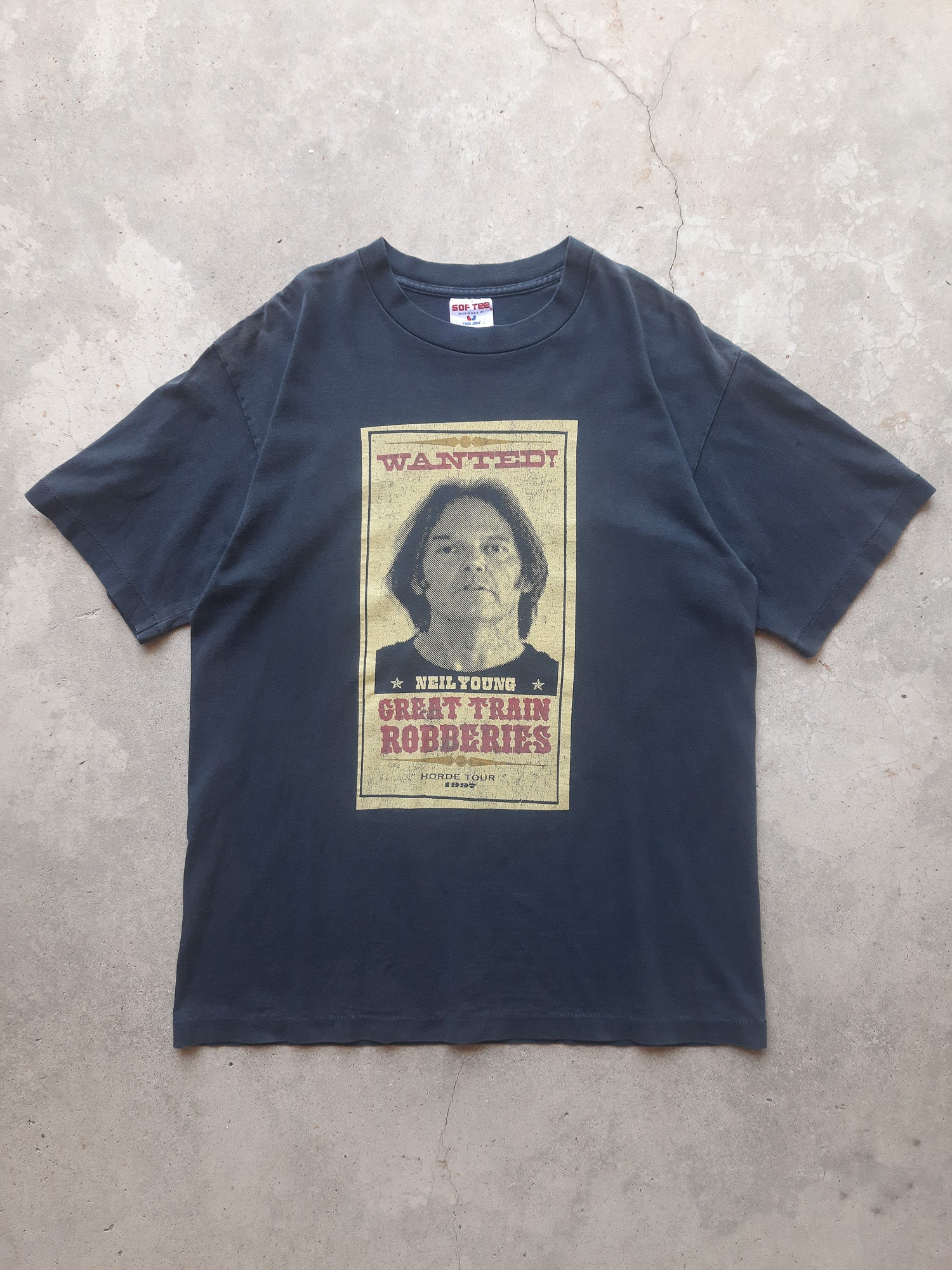 Vintage 1997 Neil Young Horde Tour 'Wanted! Great Train Robberies' T-Shirt (L)