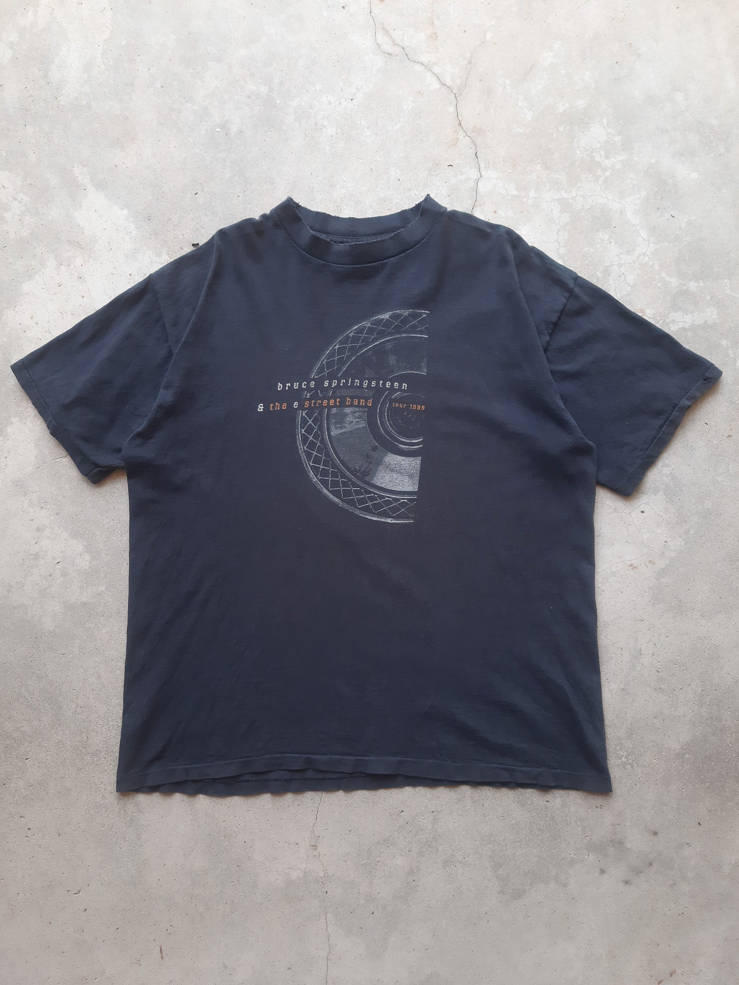 Vintage 1999 Bruce Springsteen & The E Street Band Tour T-Shirt (XL)