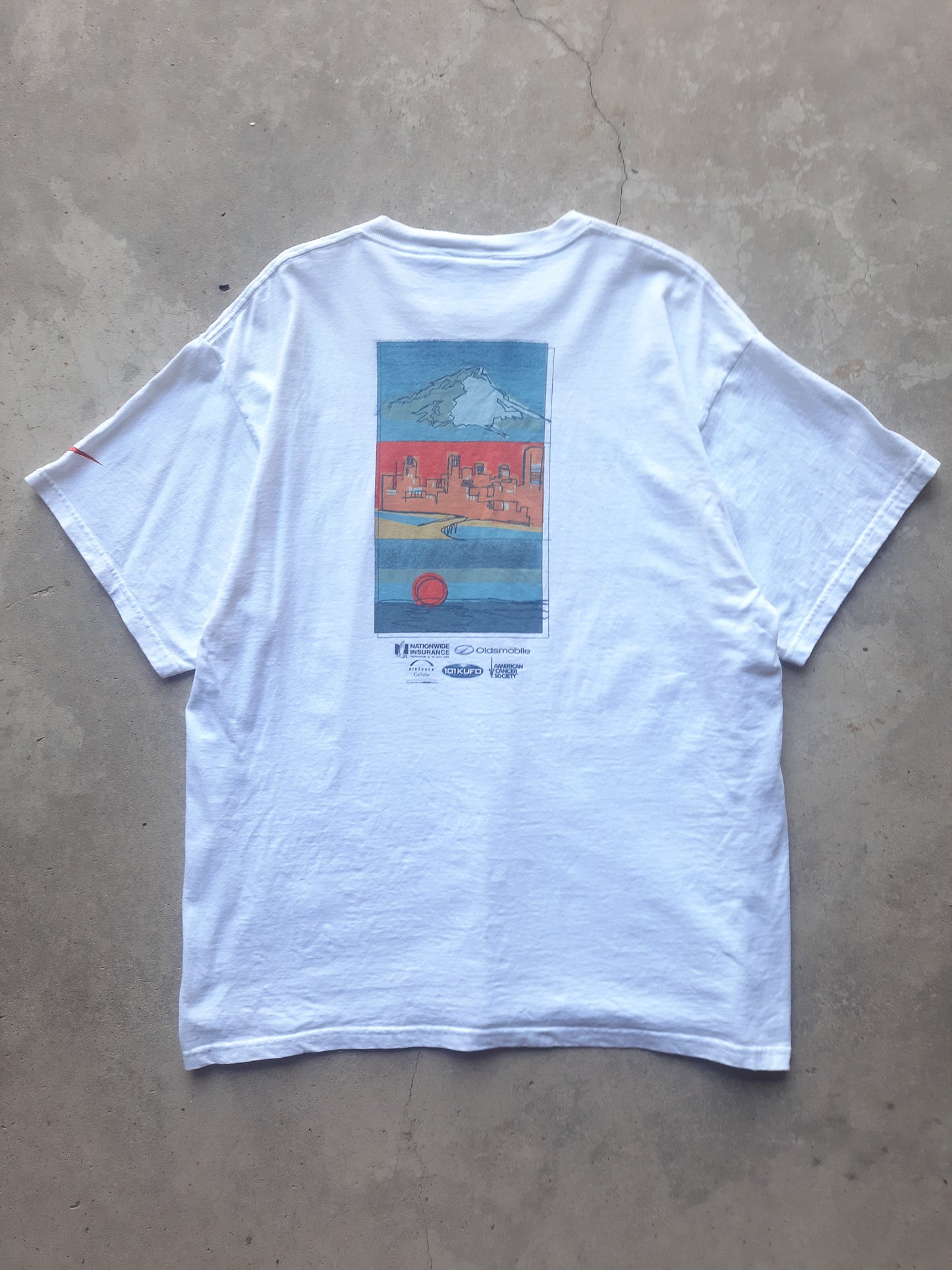 Vintage 1997 Nike Nationwide Insurance 'Hood to Coast' 196 Mile Relay T-Shirt (L)
