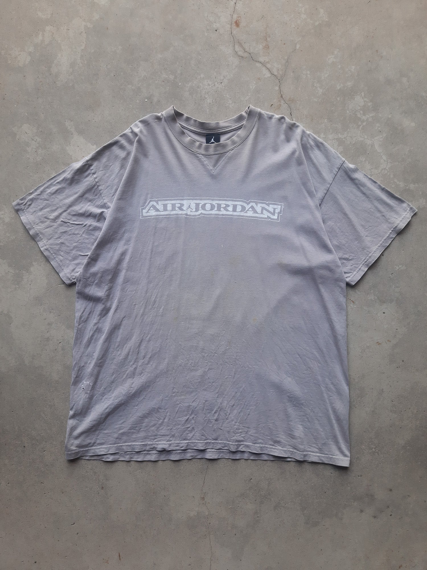 Vintage 00s Nike Jordan Brand 'Air Jordan' Jumpman Logo Spell Out T-Shirt (2XL)