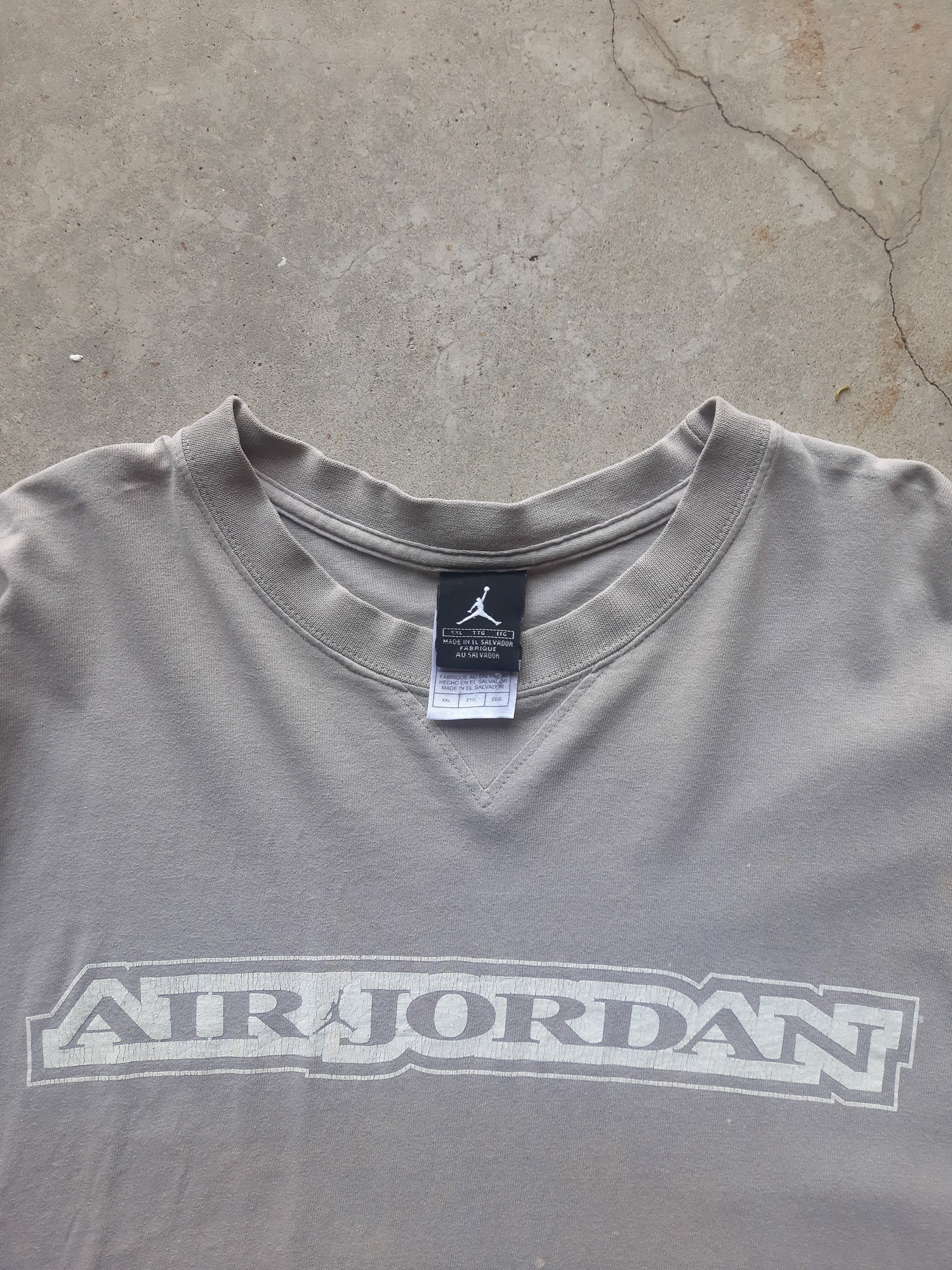 Vintage 00s Nike Jordan Brand 'Air Jordan' Jumpman Logo Spell Out T-Shirt (2XL)