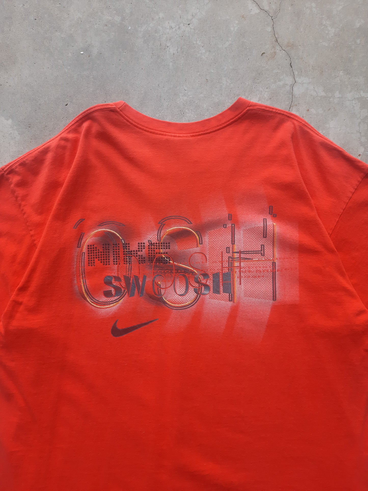 Vintage 00s Nike 3D SWOOSH Spellout Y2K Graphic T-Shirt (XL)