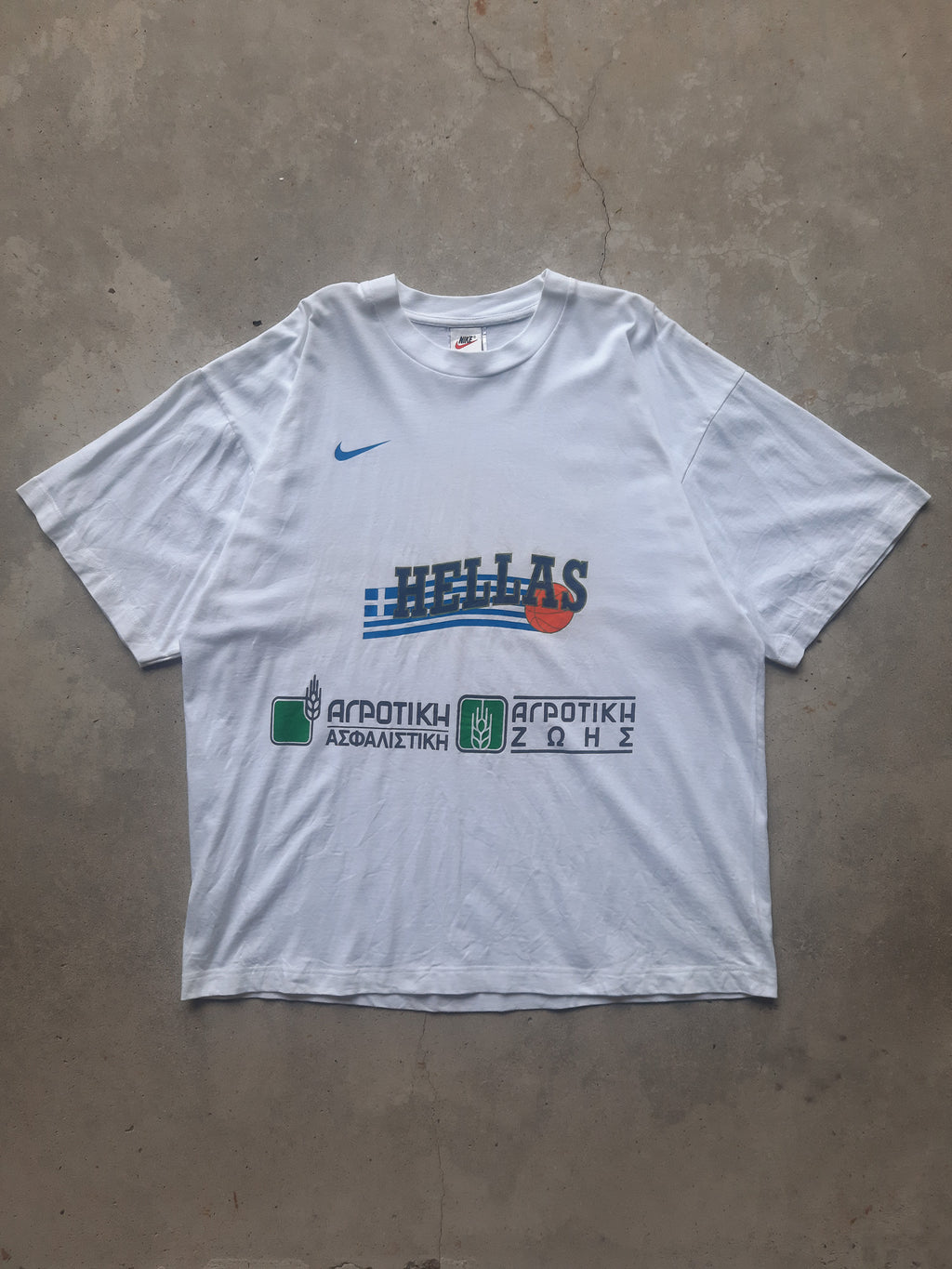 Vintage 90s Nike Greece Hellas Olympics Basketball Small Swoosh T-Shirt (XL)
