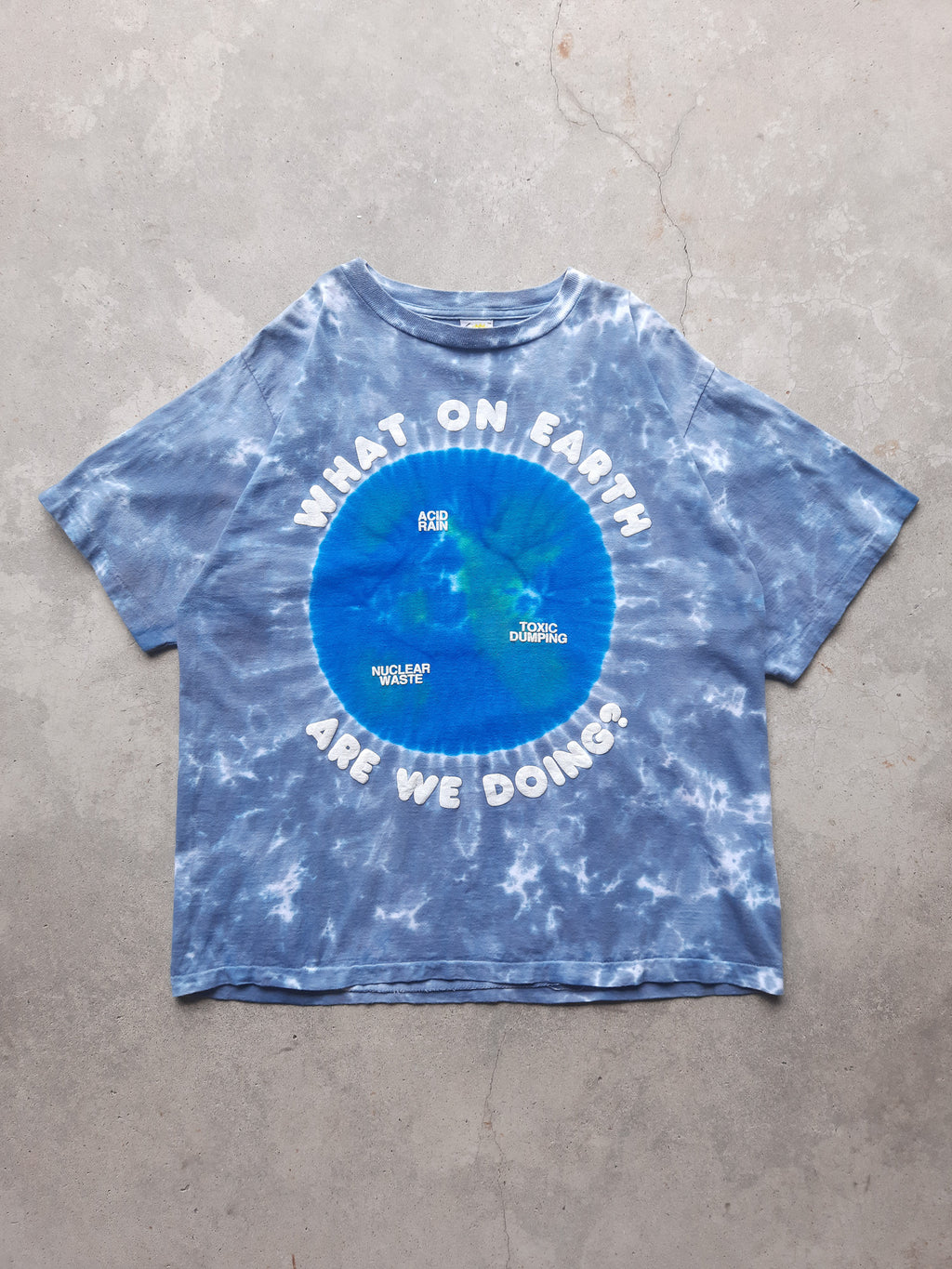 Vintage 90s Earth Day 'What On Earth Are We Doing?' T-Shirt (XXL)