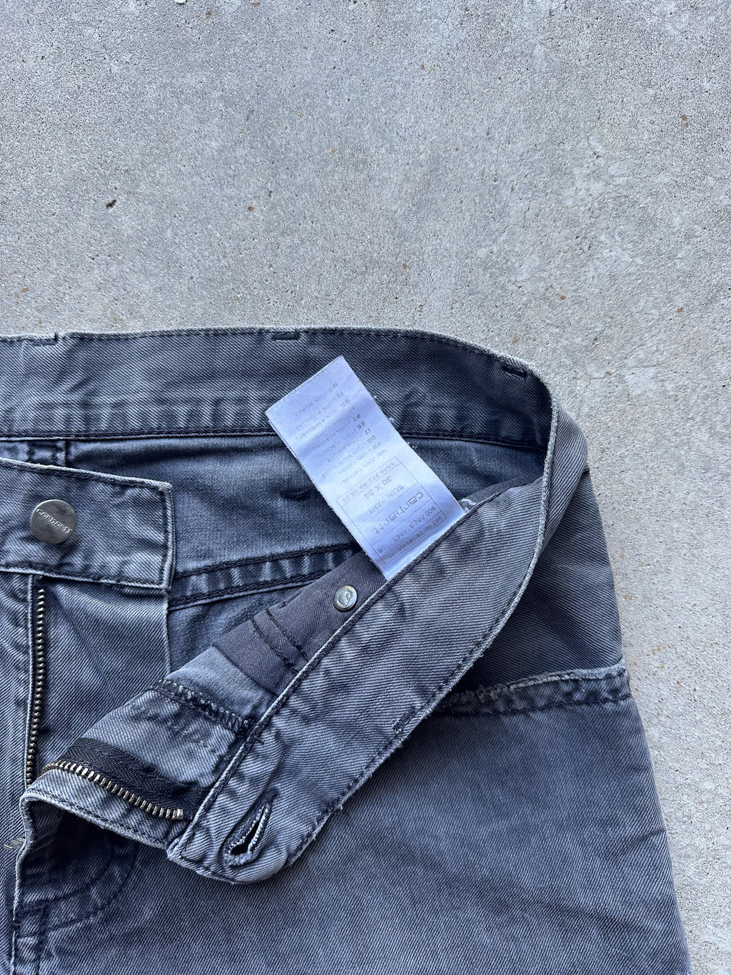 Preloved Carhartt Slim Pant Denim Upcycled Reworked Workwear Shorts (32)