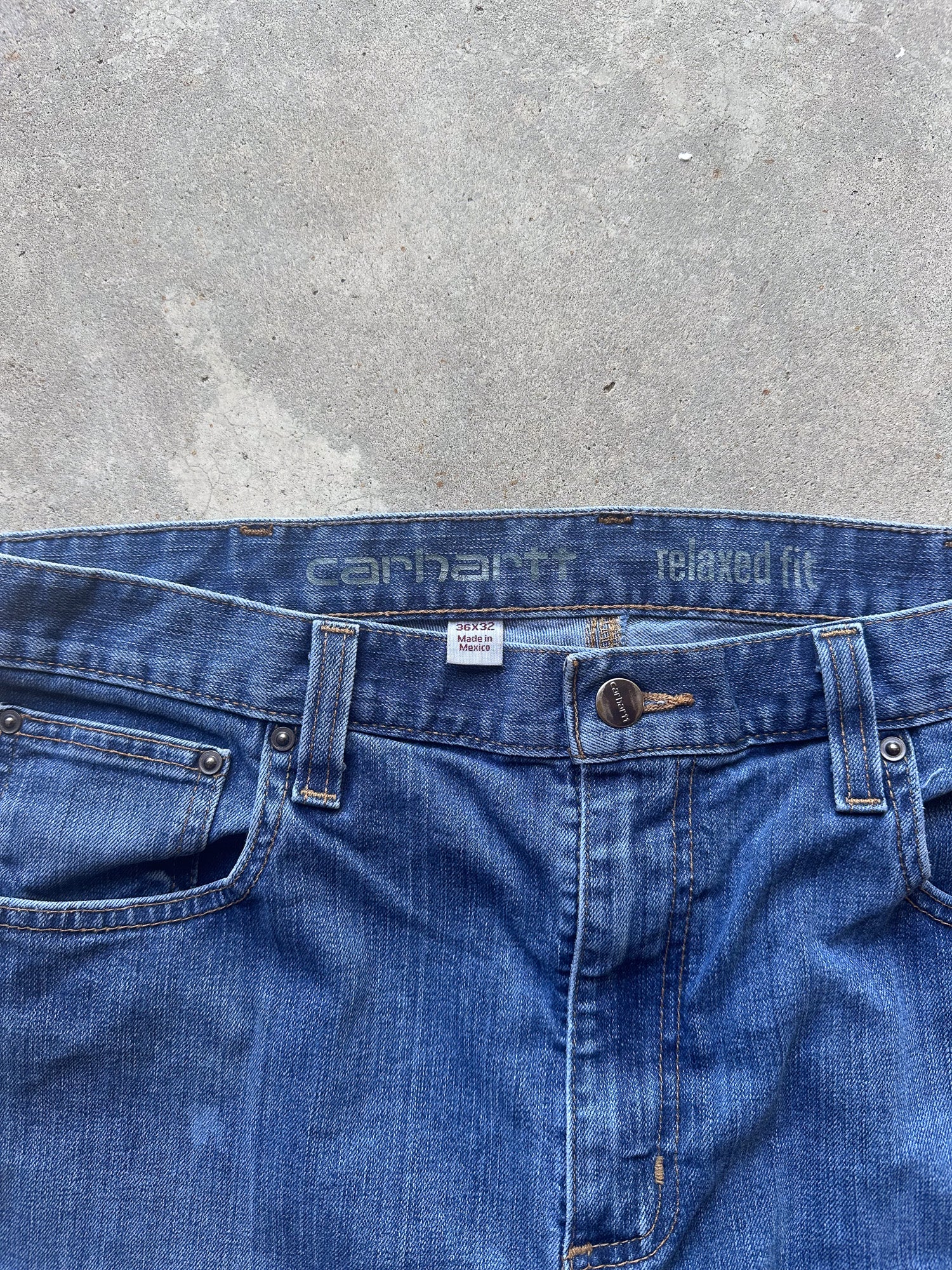 Preloved Carhartt Rugged Flex Relaxed Fit Upcycled Reworked Workwear Shorts (36)