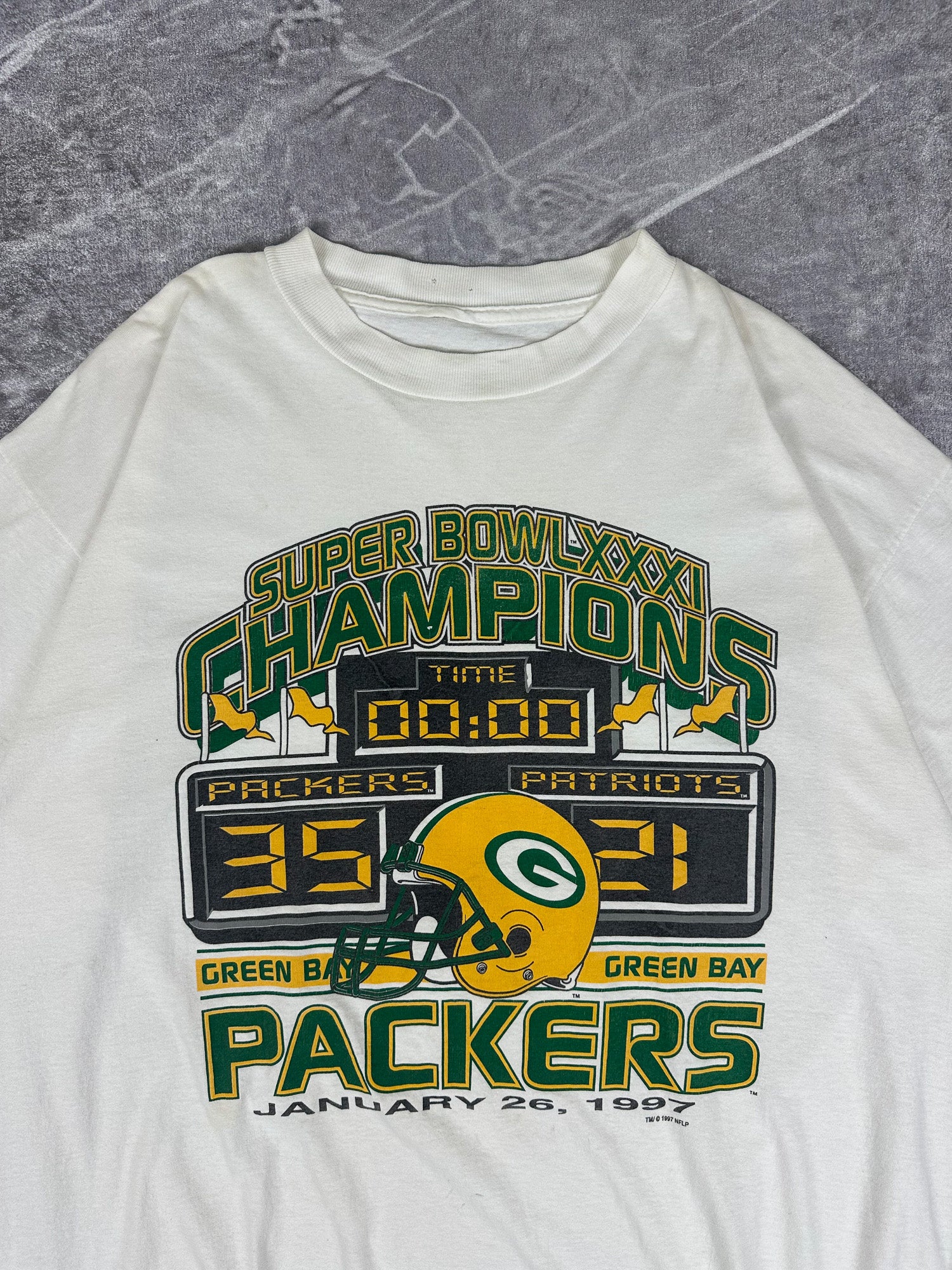 Vintage 1997 Green Bay Packers Super Bowl XXXI Champions T-Shirt (XL)