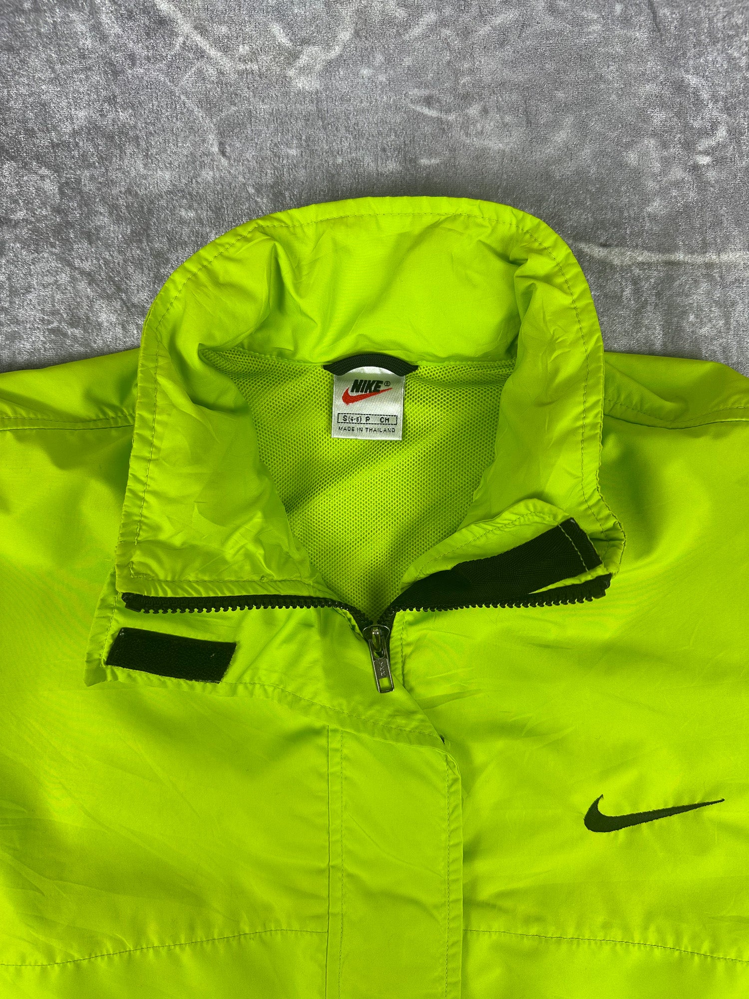 Vintage 90s Nike Utility Foldable Shoulder Pouch Bag Packable Windbreaker Jacket (S)