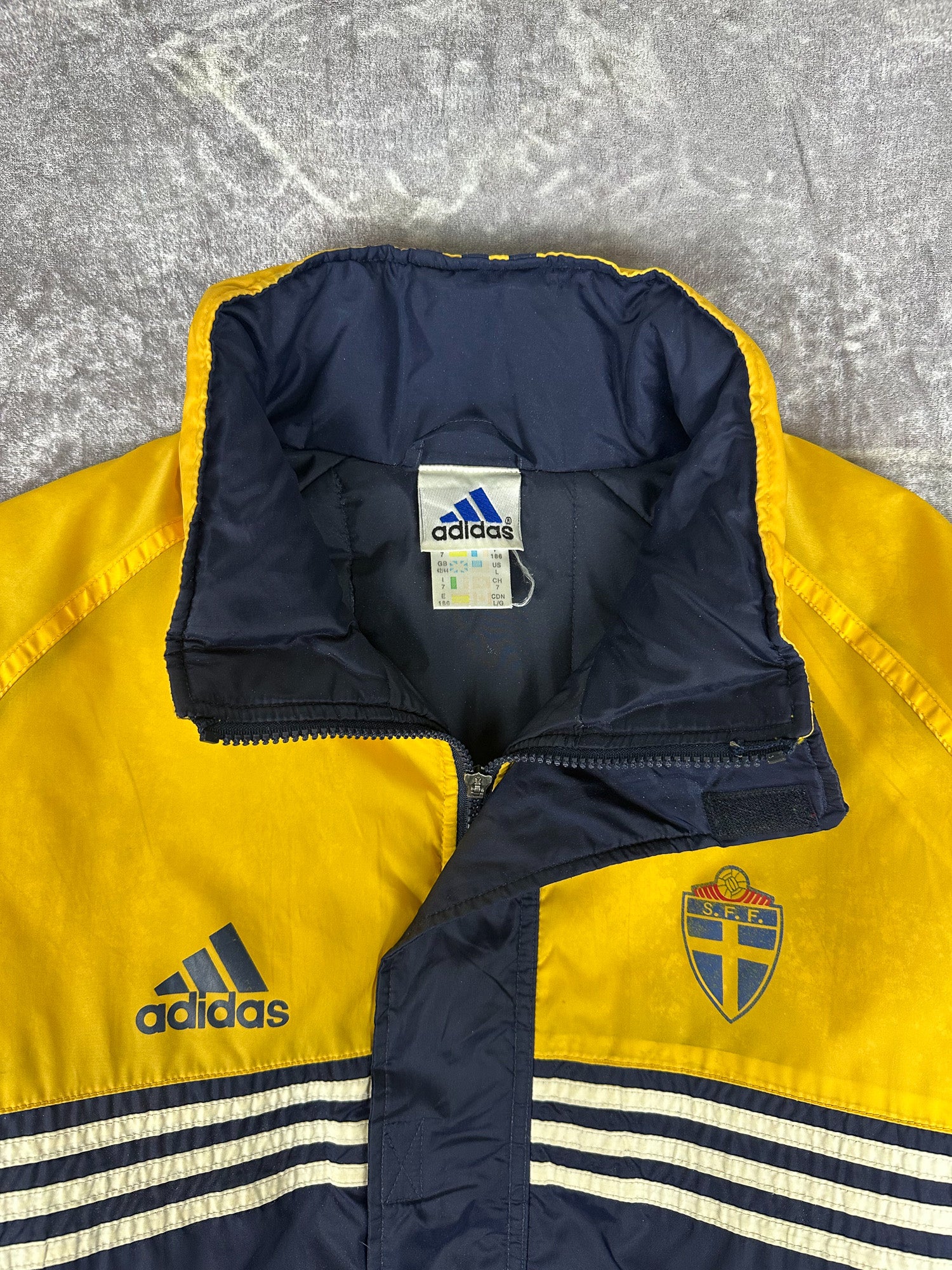 Vintage 1998/1999 Adidas Sweden Warm Up Training Parka Jacket (XL)