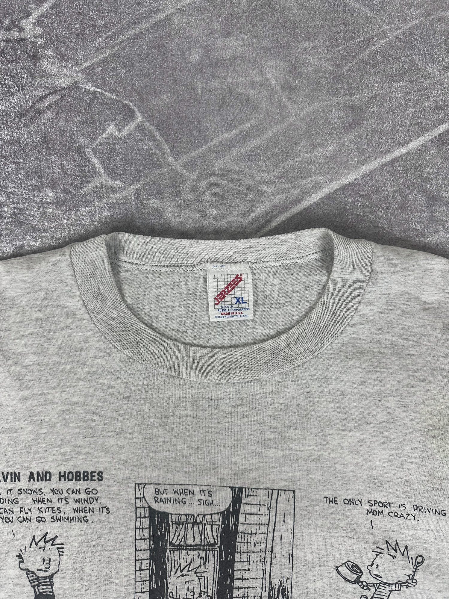 Vintage 1994 Calvin and Hobbes 'Field of View' T-Shirt (XL)