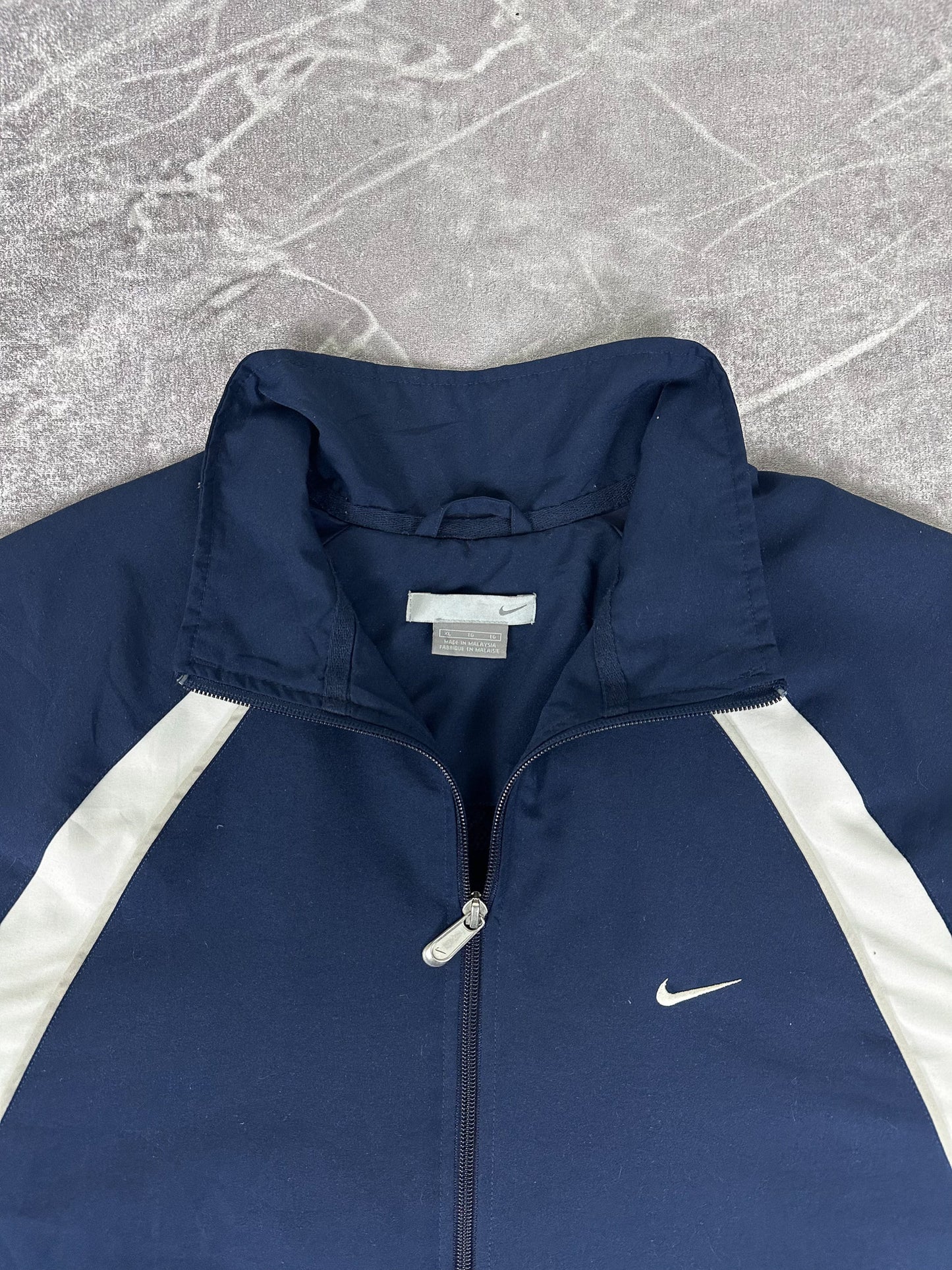 Vintage 00s Nike Small Embroidered Swoosh 3M Piped Windbreaker Jacket (XL)
