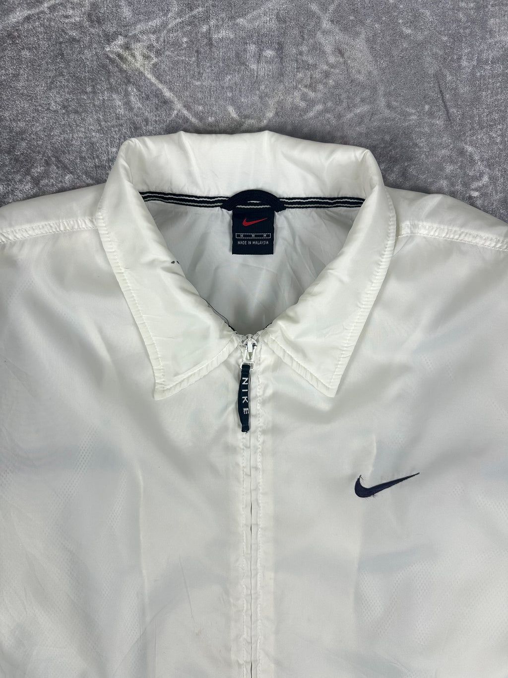 Vintage 90s Nike Small Swoosh Horizontal Stripe Spellout Windbreaker Jacket (L)