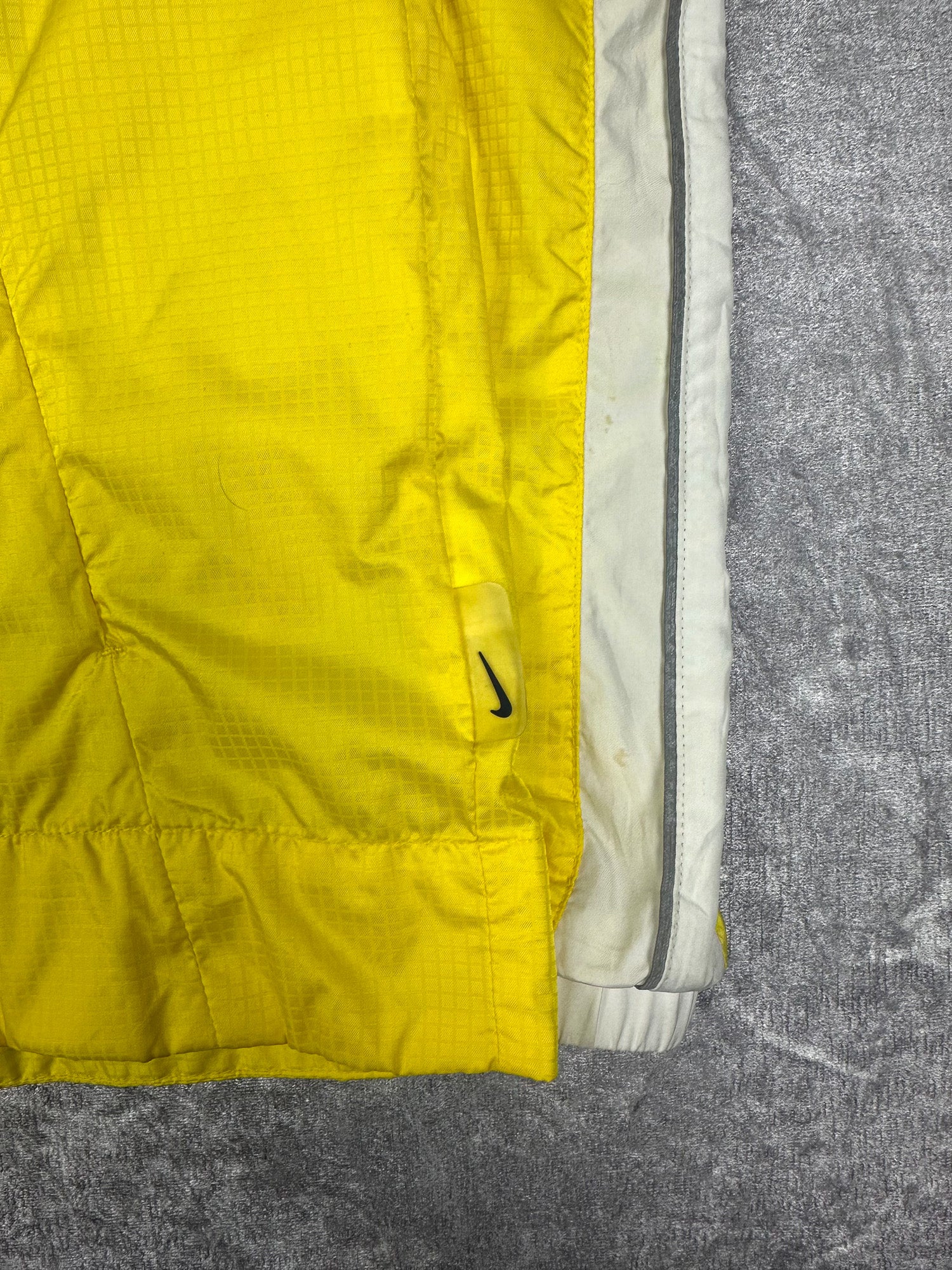 Vintage 00s Nike Tape Stripe 3M Block Spellout Windbreaker Jacket (XL)