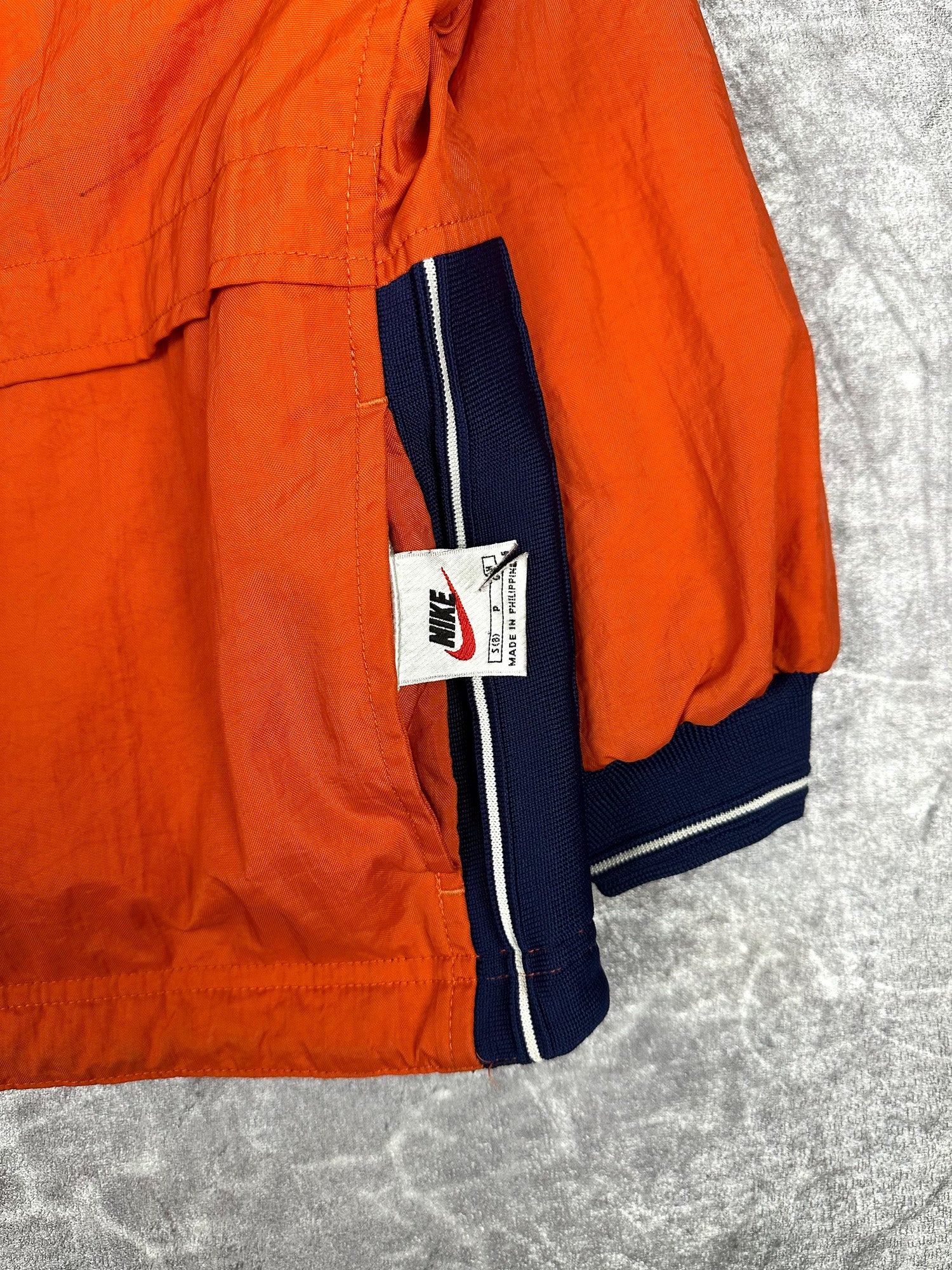 Vintage 90s Nike Reversible Embroidered Swoosh Bomber Jacket (S/8)