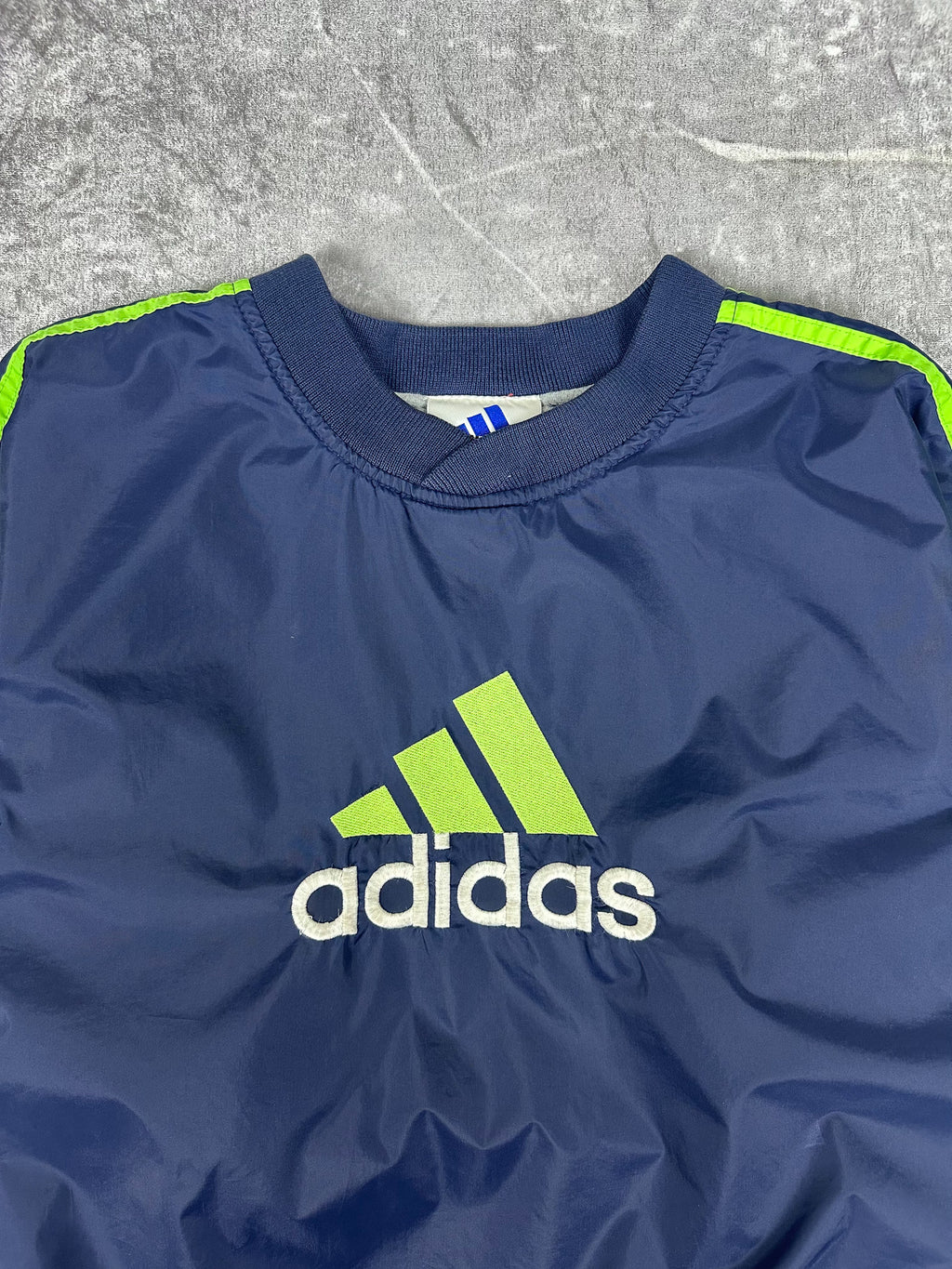 Vintage 90s Adidas Centre Logo Embroidered Pullover Windbreaker Jacket (M)