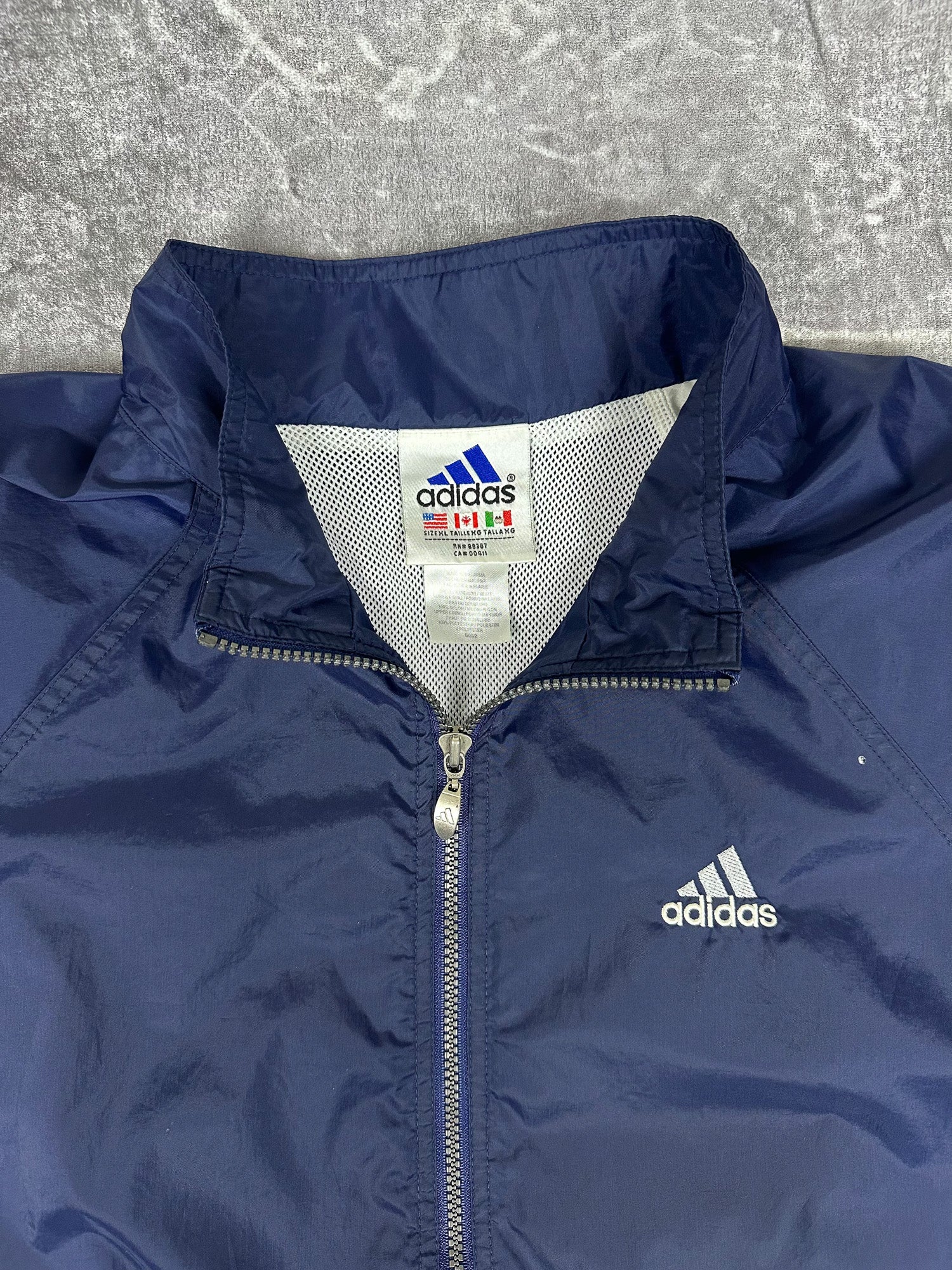 Vintage 90s Adidas Wrap Around 3 Stripe Lightweight Windbreaker Jacket (2XL)