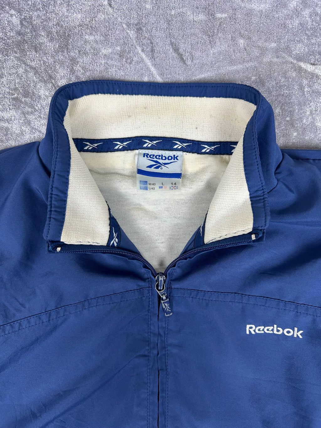 Vintage 90s Reebok Embroidered Spellout Windbreaker Jacket (M)