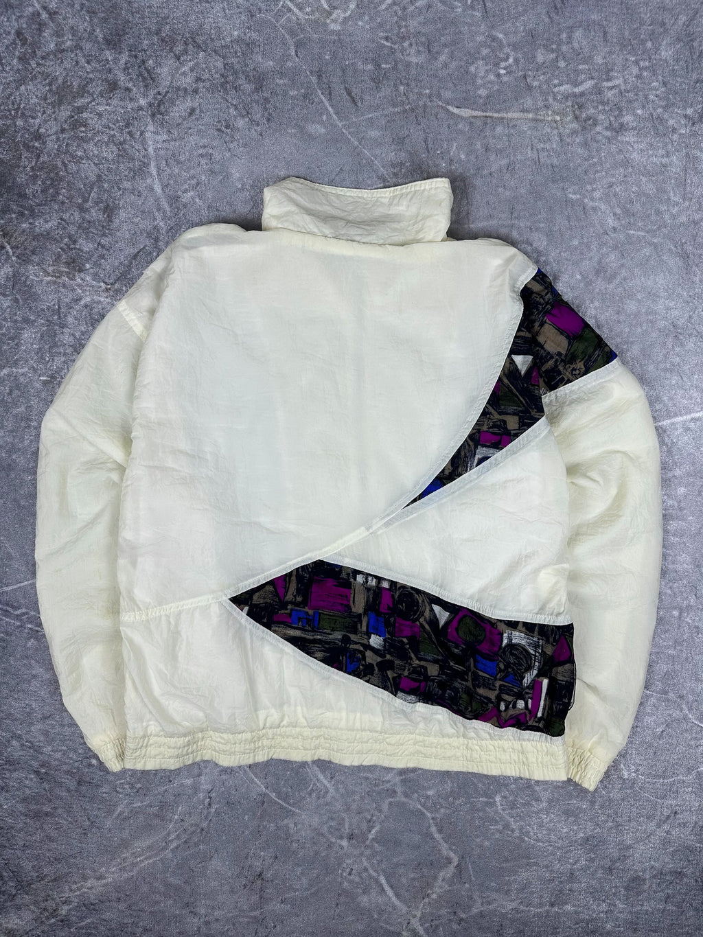 Vintage 90s Reebok Embroidered Logo Abstract Wrap Around Print Windbreaker Jacket (M)