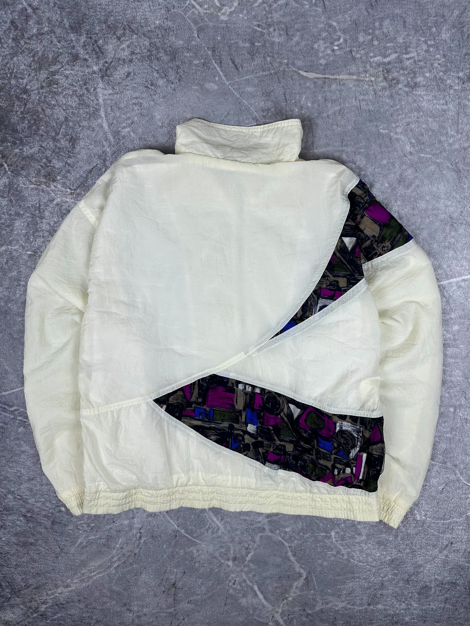 Vintage 90s Reebok Embroidered Logo Abstract Wrap Around Print Windbreaker Jacket (M)