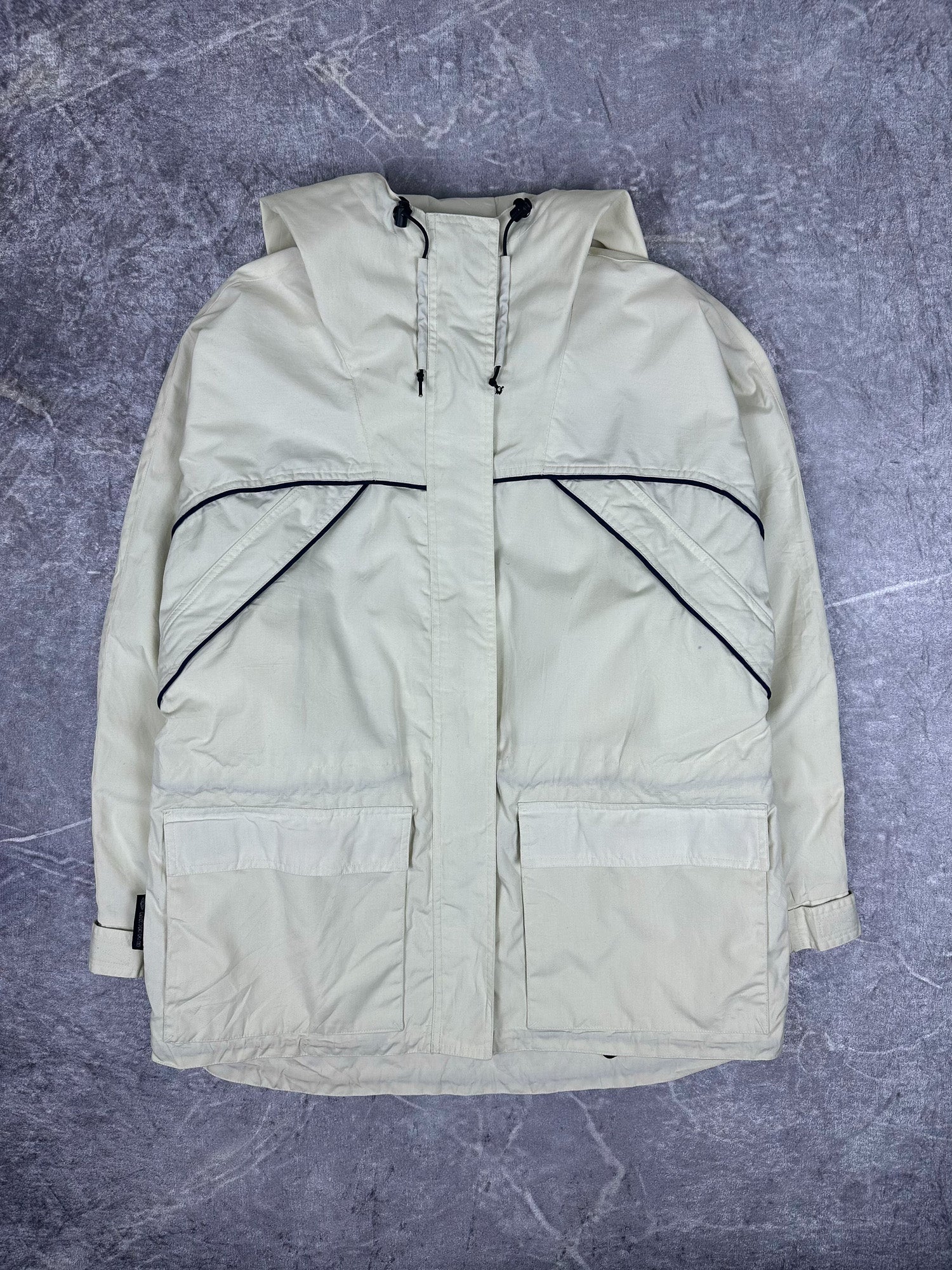 Vintage 00s Umbro Hooded Multi Pocket Windbreaker Jacket (S)