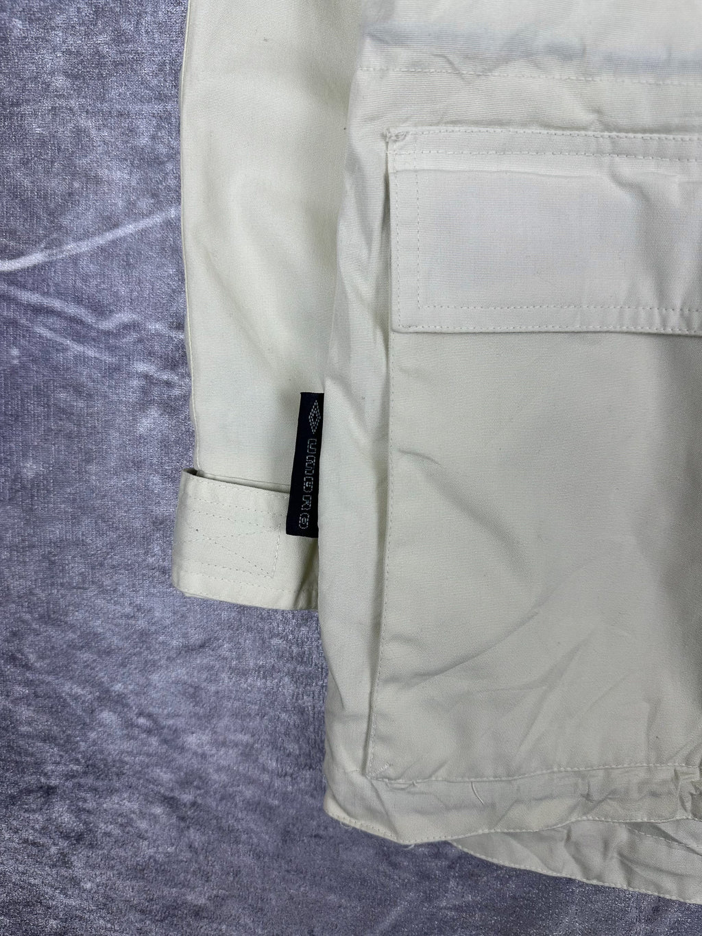 Vintage 00s Umbro Hooded Multi Pocket Windbreaker Jacket (S)