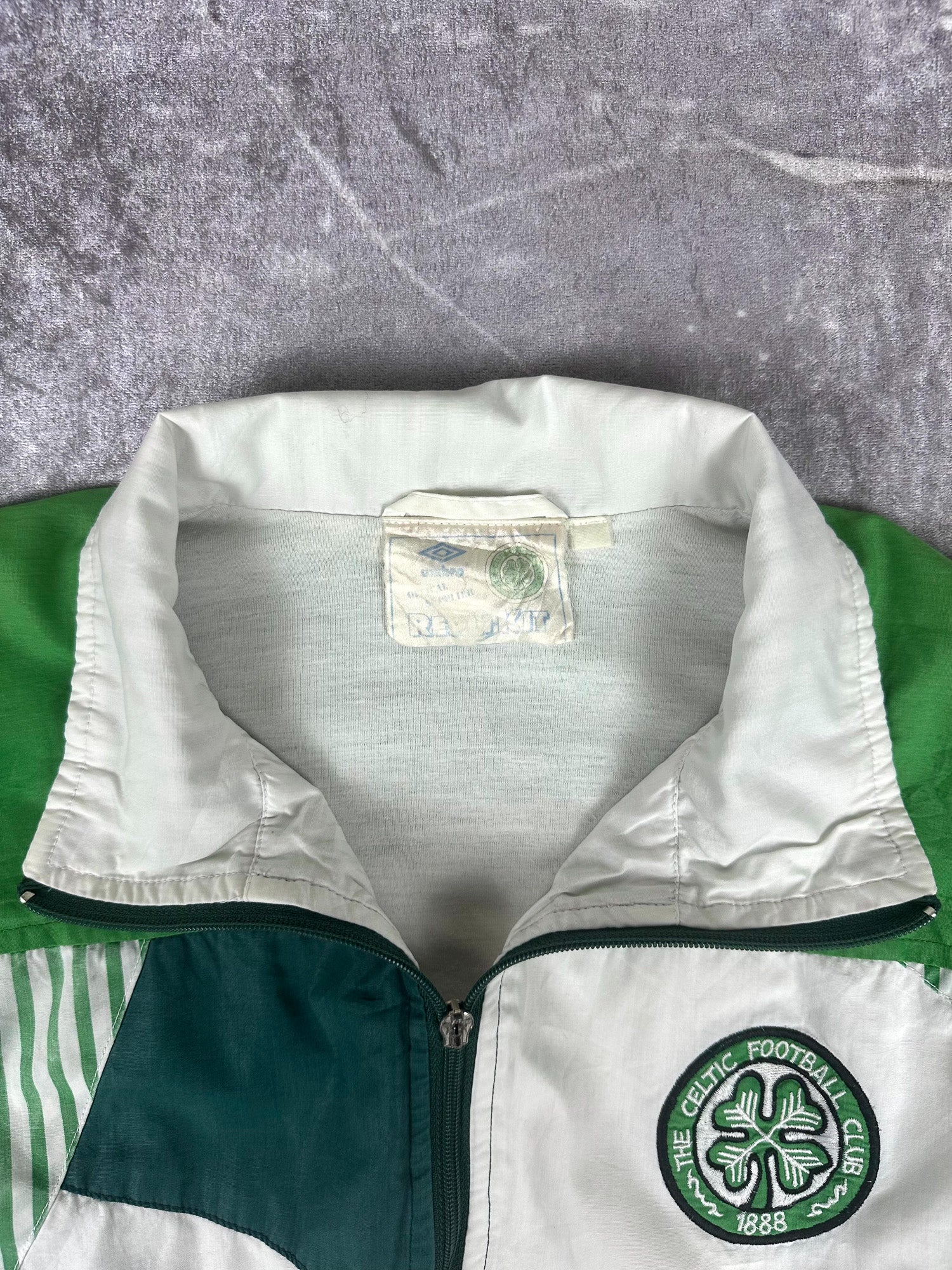 Vintage 1991/1992 Celtic F.C. SPL Umbro Football Training Embroidered Colour Block Track Jacket (M)