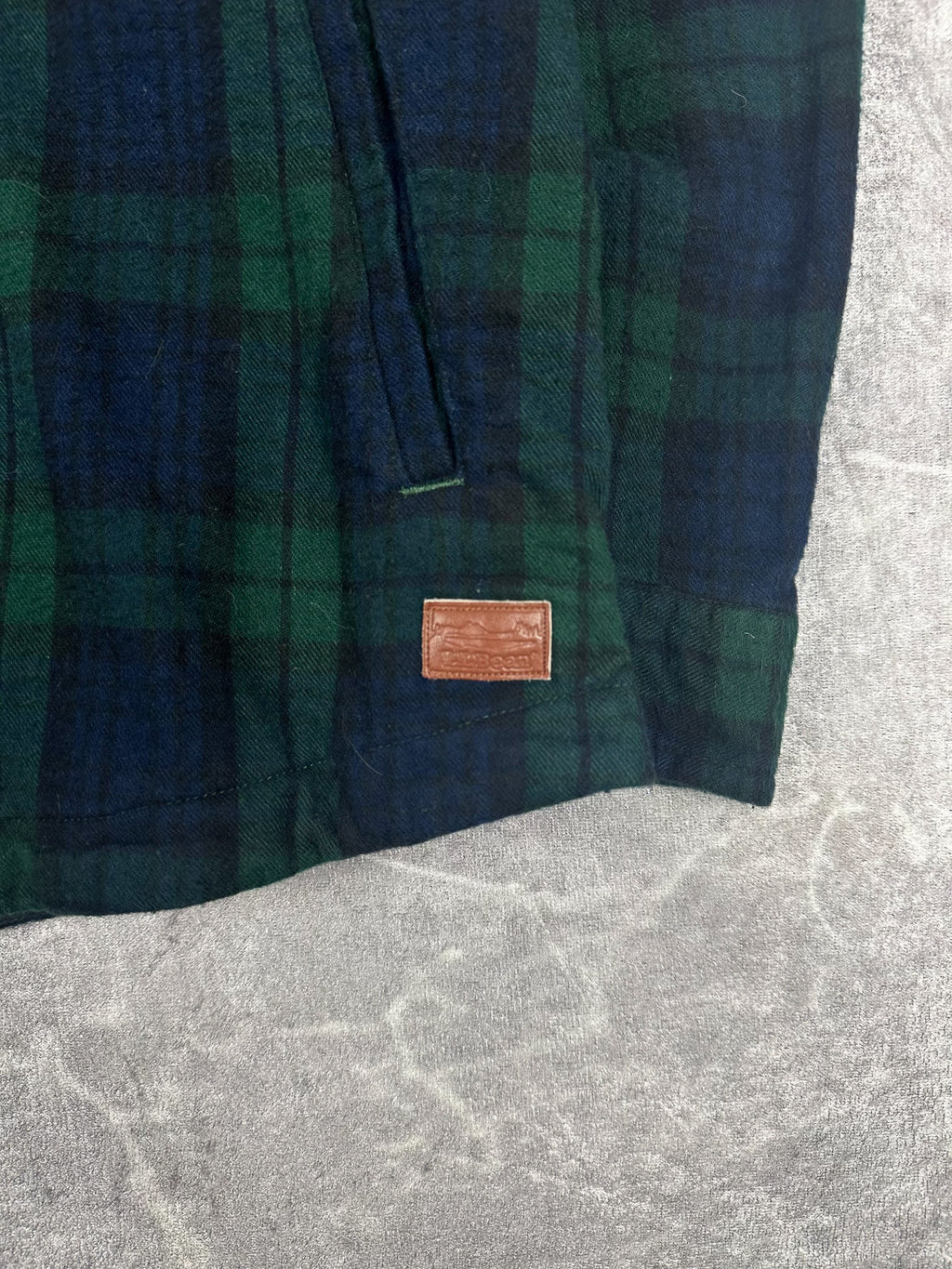 Preloved 00s L.L. Bean Hooded Zip Up Lightweight Plaid Flannel Shacket (L)