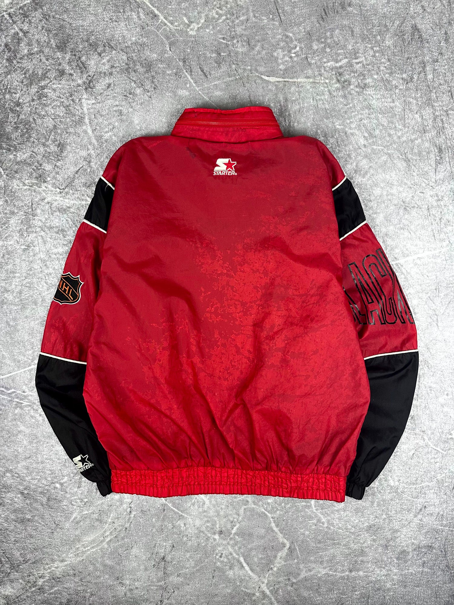 Vintage 90s Starter Chicago Blackhawks NHL Spellout Lightweight Windbreaker (M)