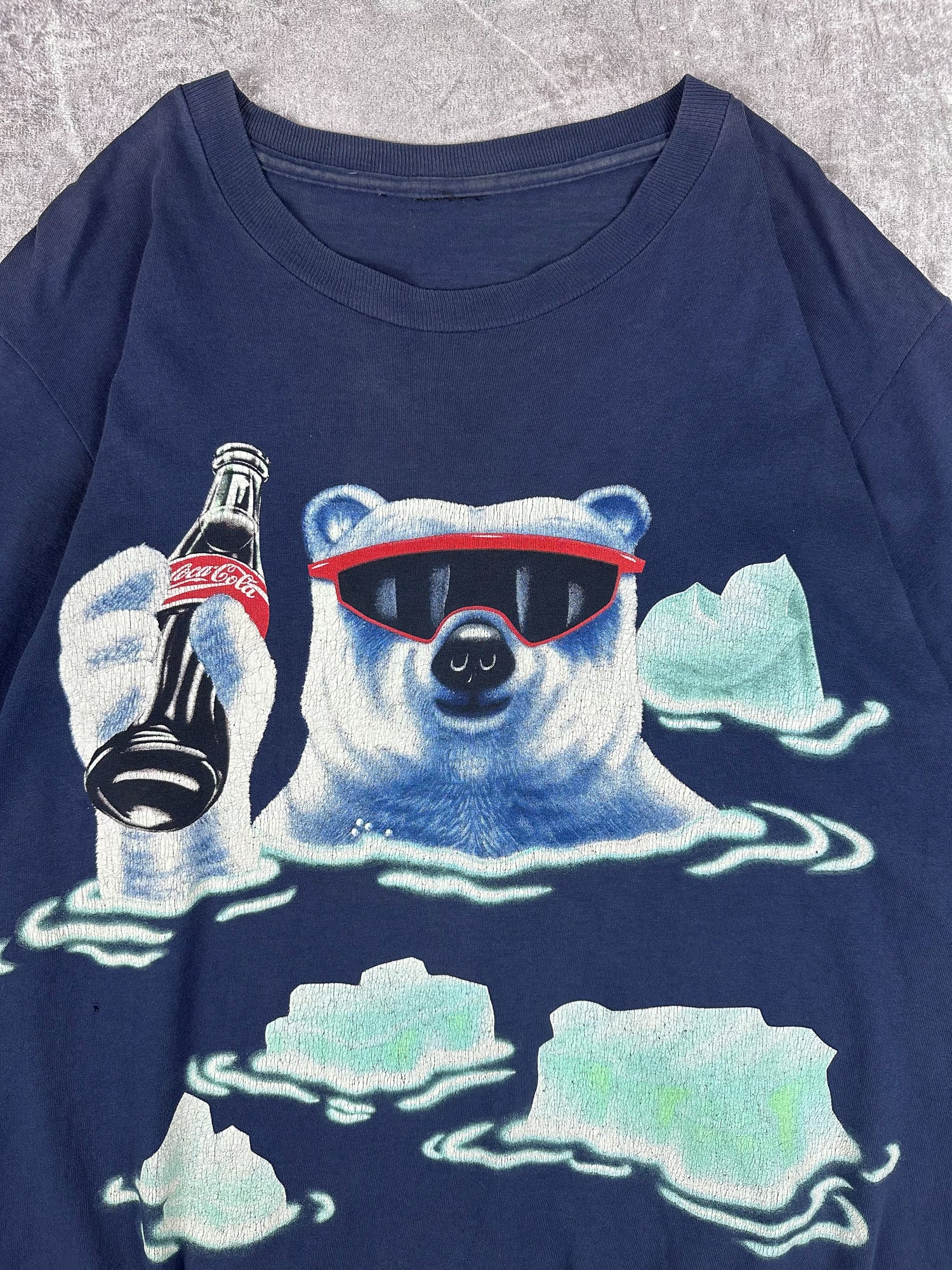 Vintage 1995 The Coca-Coola Company Polar Bear Graphic T-Shirt (XL)