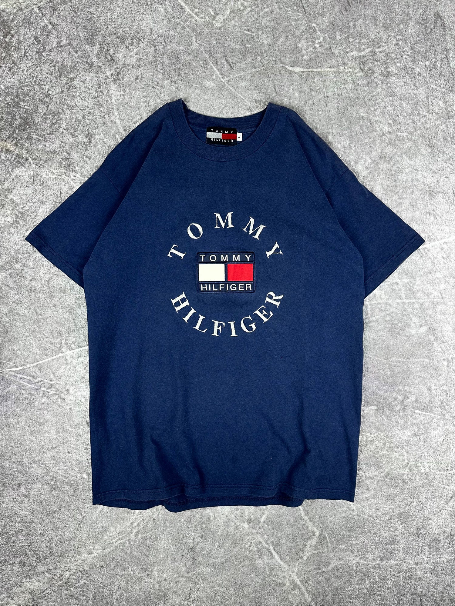 Vintage 90s Tommy Hilfiger Embroidered Centre Arch Spellout Flag T-Shirt (M)