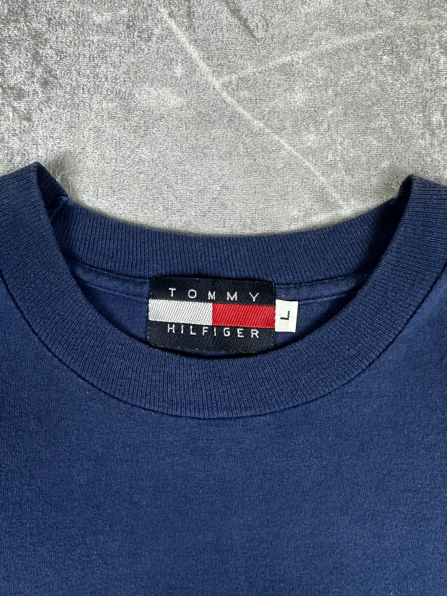 Vintage 90s Tommy Hilfiger Embroidered Centre Arch Spellout Flag T-Shirt (M)