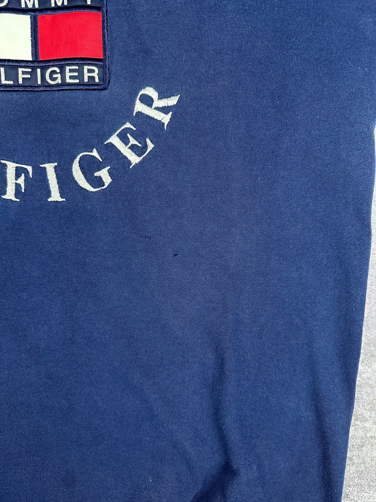 Vintage 90s Tommy Hilfiger Embroidered Centre Arch Spellout Flag T-Shirt (M)