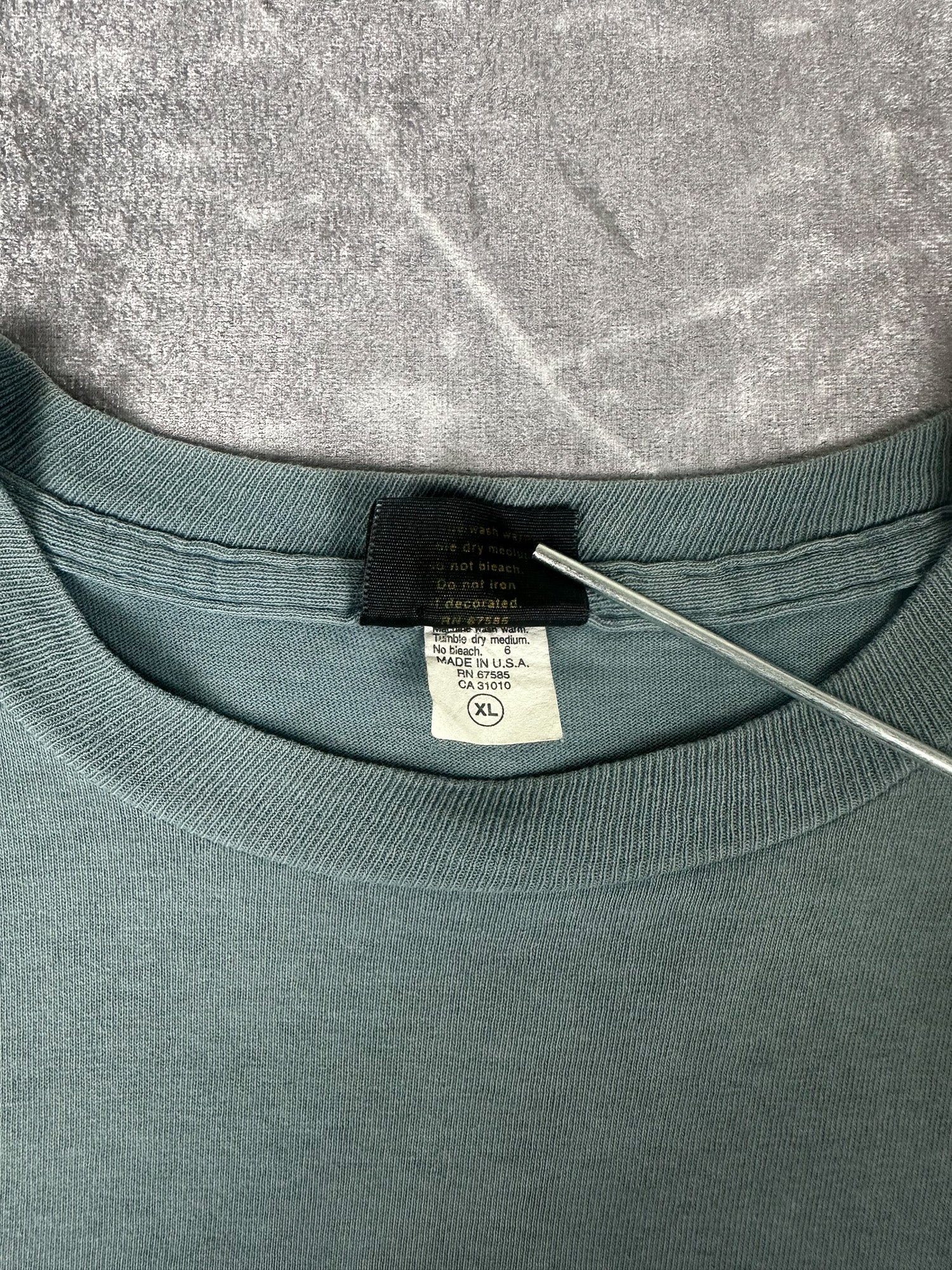 Vintage 90s 1995 Warner Brothers Changes Looney Tunes Marvin the Martian 3D Break Through T-Shirt (S)