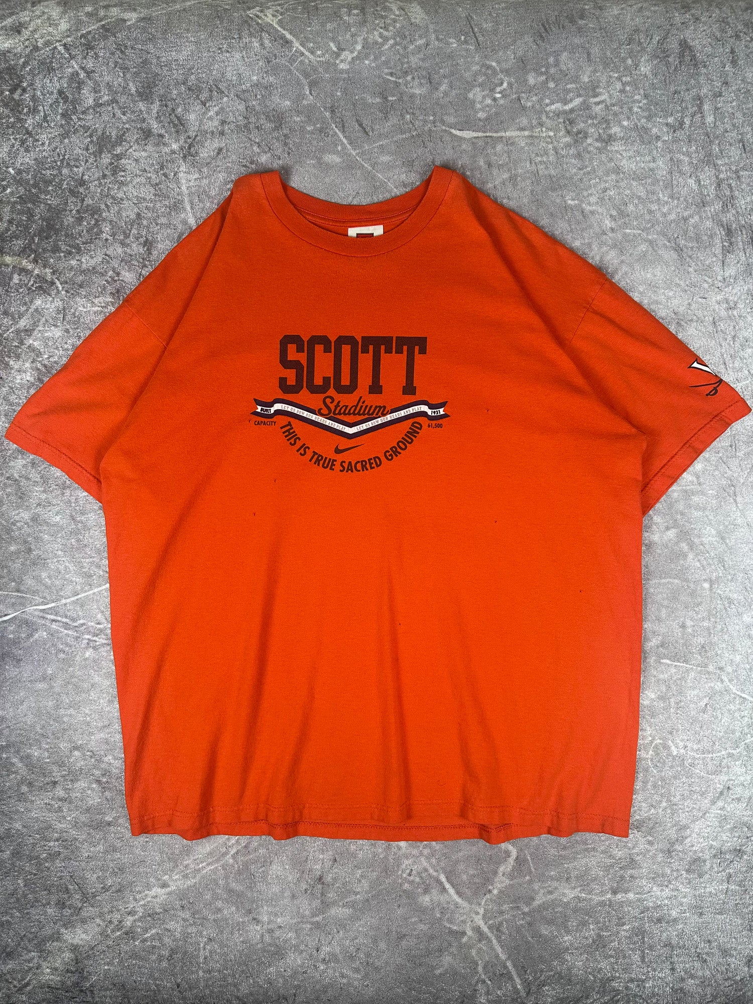 Vintage 00s Nike Team Virginia Cavaliers NCAA UVa Scott Stadium Mini Swoosh T-Shirt (XL)