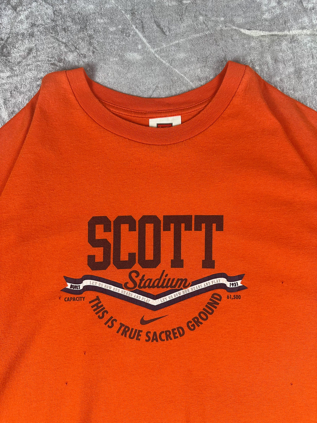 Vintage 00s Nike Team Virginia Cavaliers NCAA UVa Scott Stadium Mini Swoosh T-Shirt (XL)