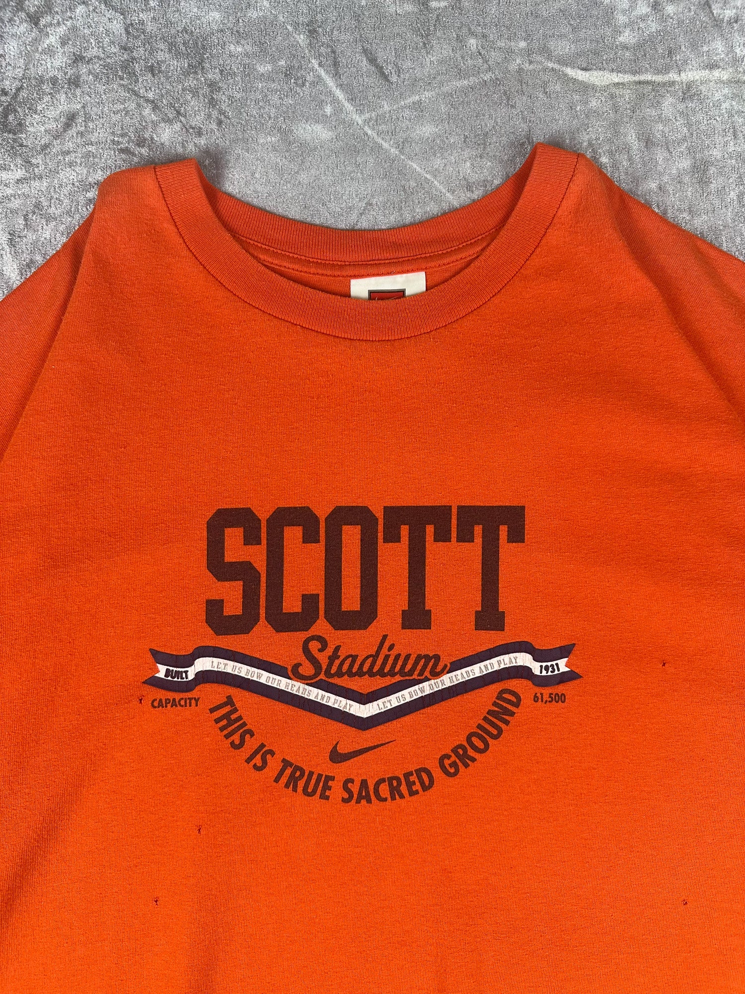 Vintage 00s Nike Team Virginia Cavaliers NCAA UVa Scott Stadium Mini Swoosh T-Shirt (XL)