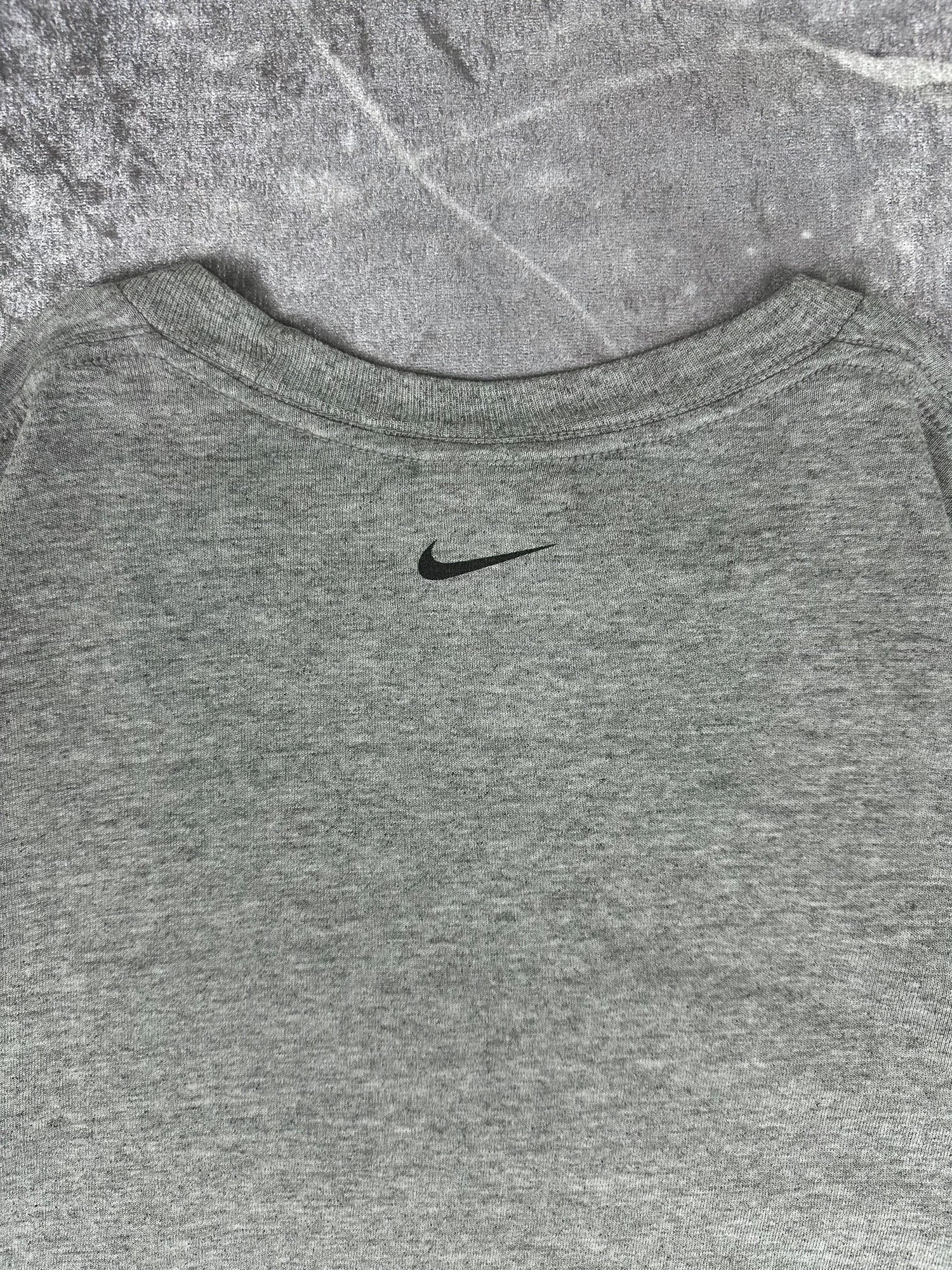 Vintage 00s Nike Team Johns Hopkins University Lacrosse Centre Mini Swoosh College T-Shirt (M)