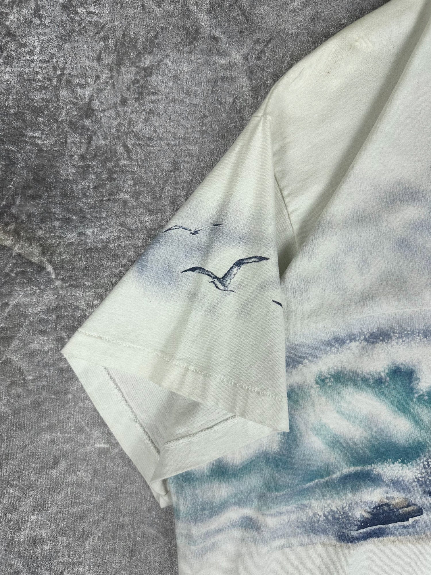 Vintage 90s Art Unlimited Sportswear Put-in-Bay Ohio Wrap Around Print T-Shirt (2XL)