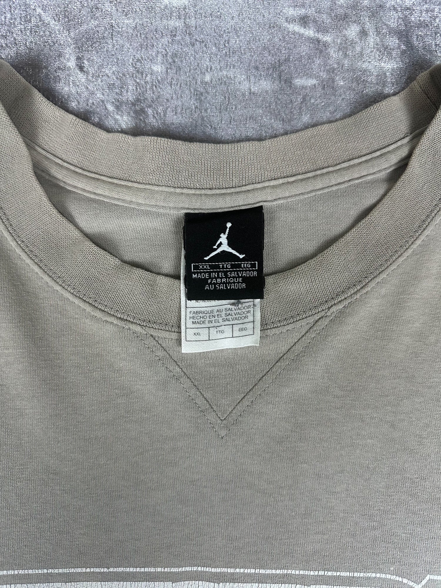 Vintage 00s Nike Jordan Brand Air Jordan Spellout Jumpman Logo Basketball T-Shirt (2XL)