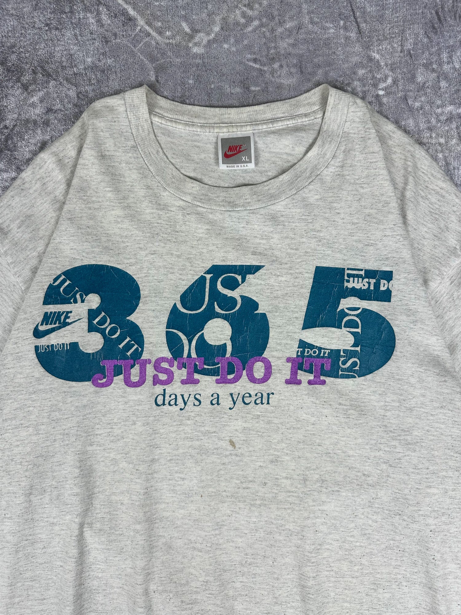 Vintage 90s Nike Just Do It 365 Days A Year Spellout Graphic Printed T-Shirt (XL)