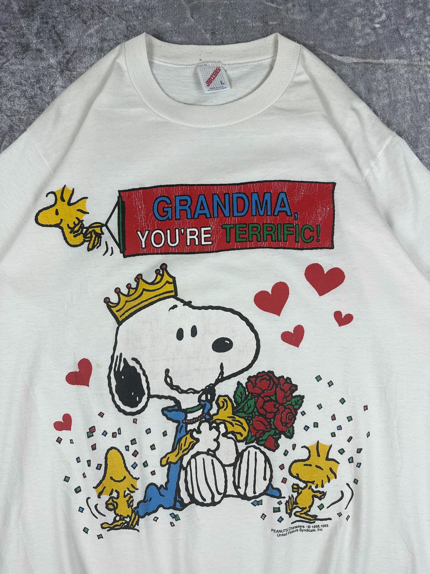 Vintage 90s Peanuts Snoopy Woodstock 'Grandma You're Terrific!' T-Shirt (L)