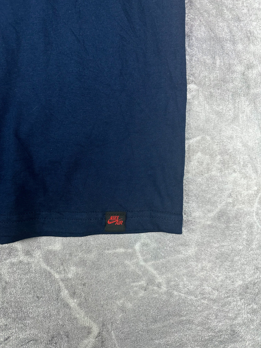 DEADSTOCK BNWT Vintage 00s Nike Air Football Gridiron Helmet Skull & Bones Mini Centre Swoosh T-Shirt (L)