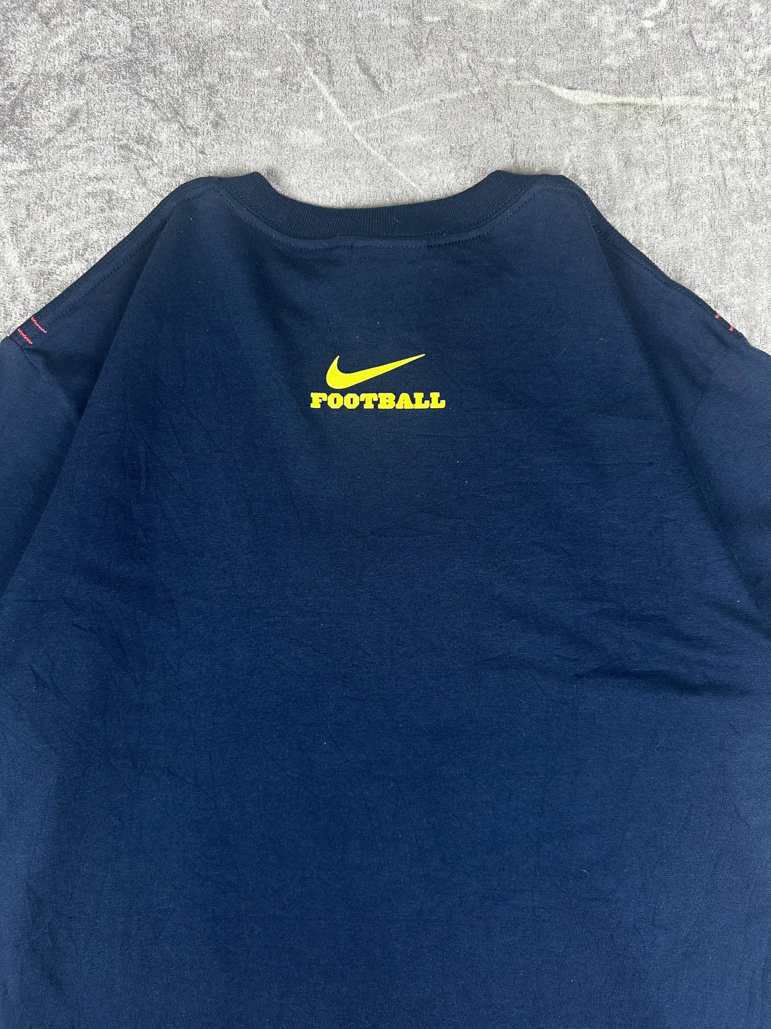 DEADSTOCK BNWT Vintage 00s Nike Air Football Gridiron Helmet Skull & Bones Mini Centre Swoosh T-Shirt (L)