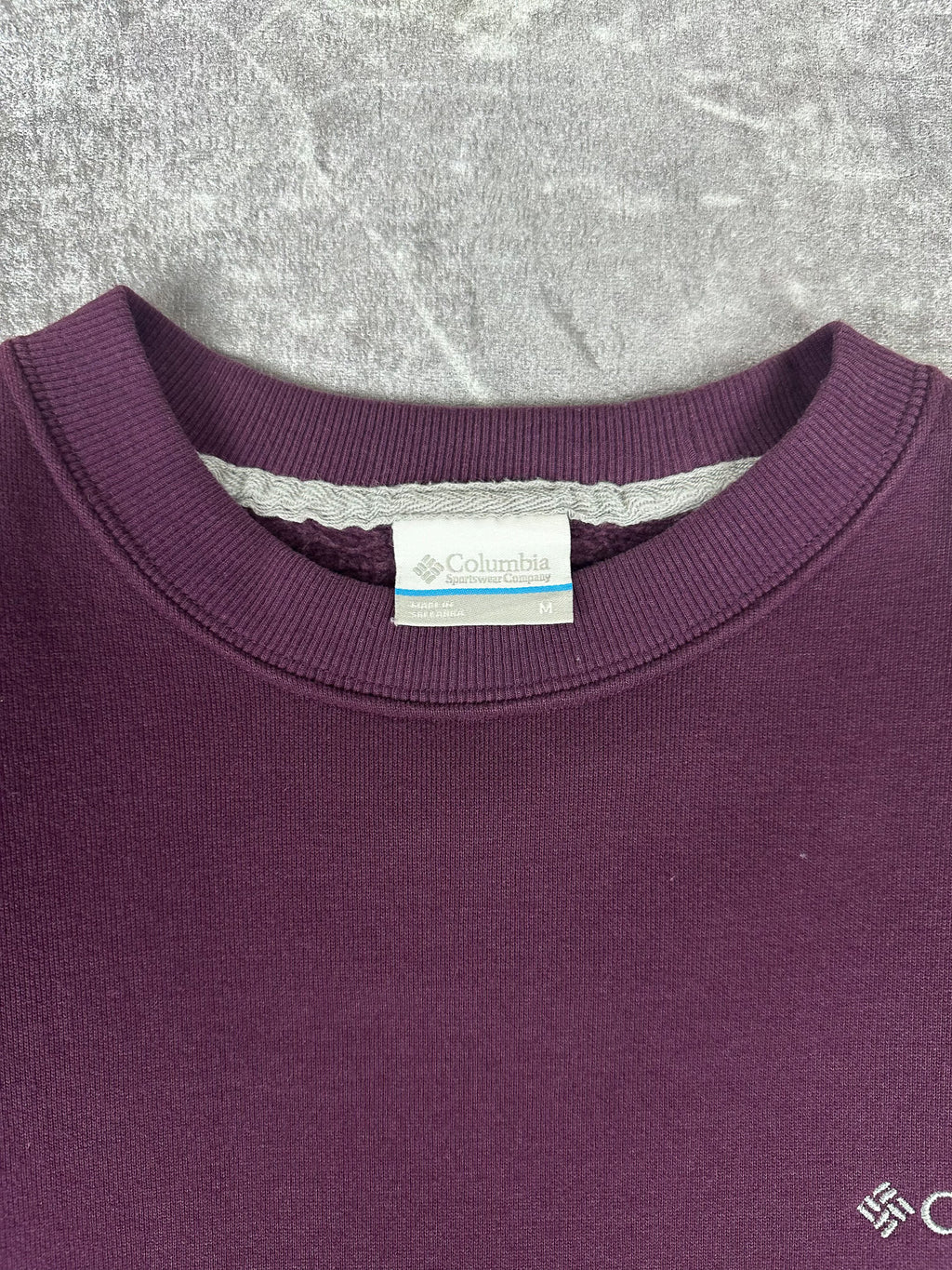 Vintage 00s Colombia Embroidered Logo Spellout Crewneck Sweatshirt (L)