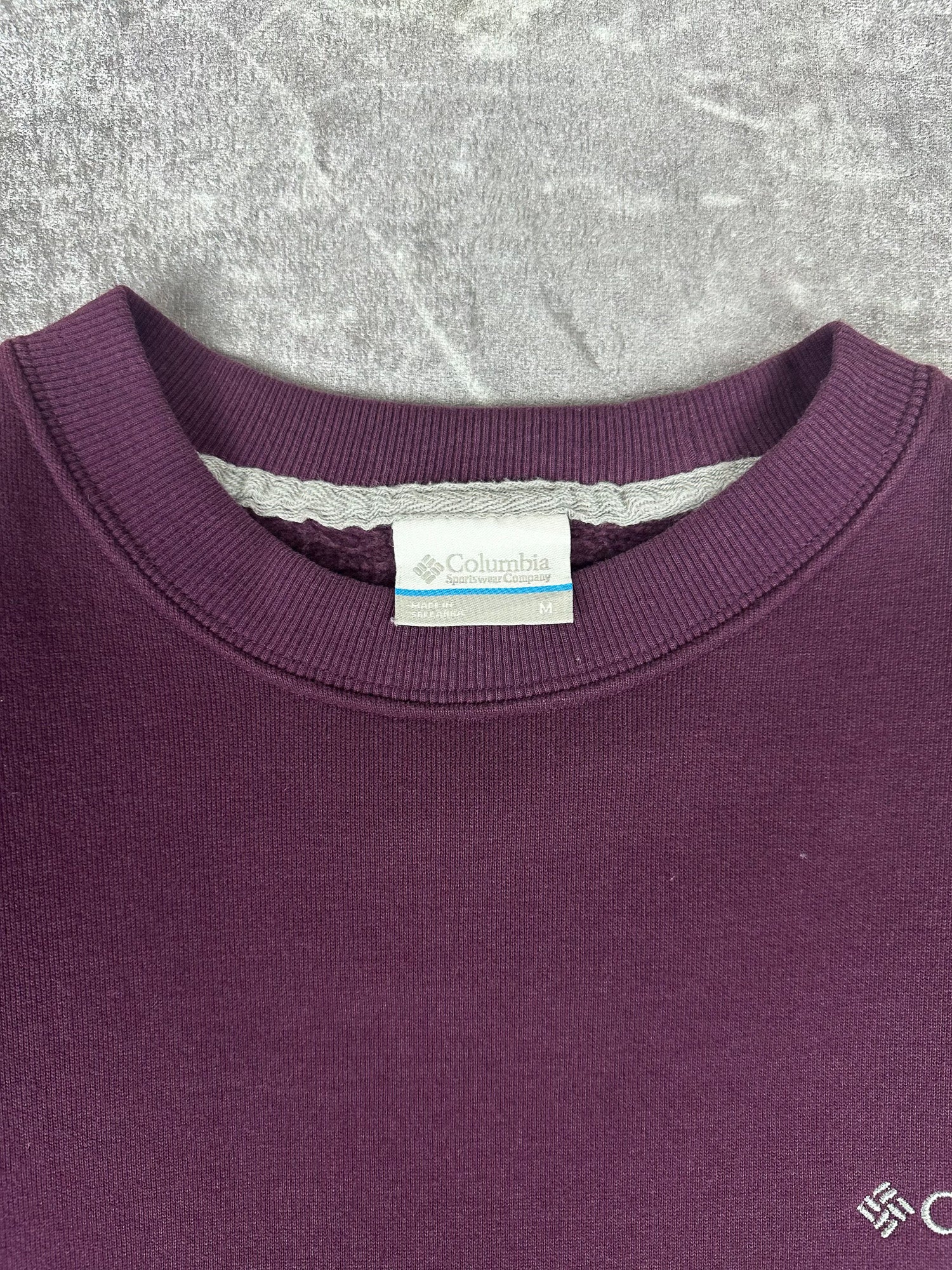 Vintage 00s Colombia Embroidered Logo Spellout Crewneck Sweatshirt (L)